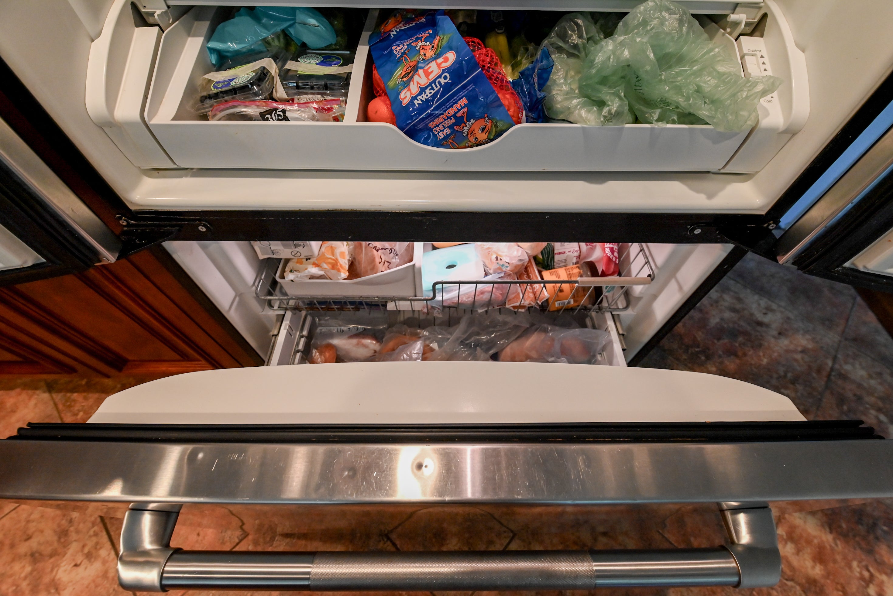 Bertch Apple Caramel Traditional Pre-Owned Kitchen