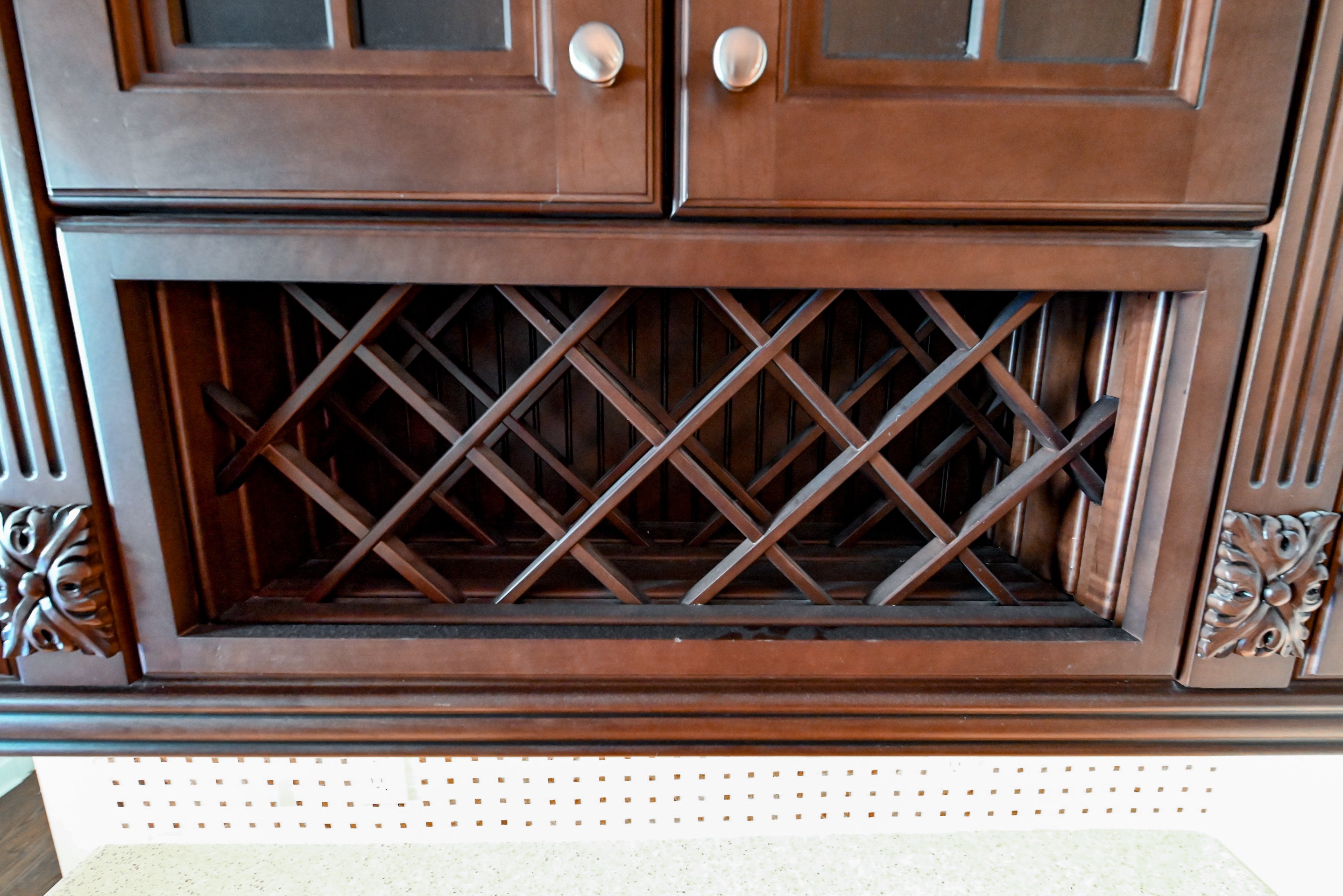 Chocolate European Coffee Traditional Pre-Owned Kitchen W/ Dry Bar