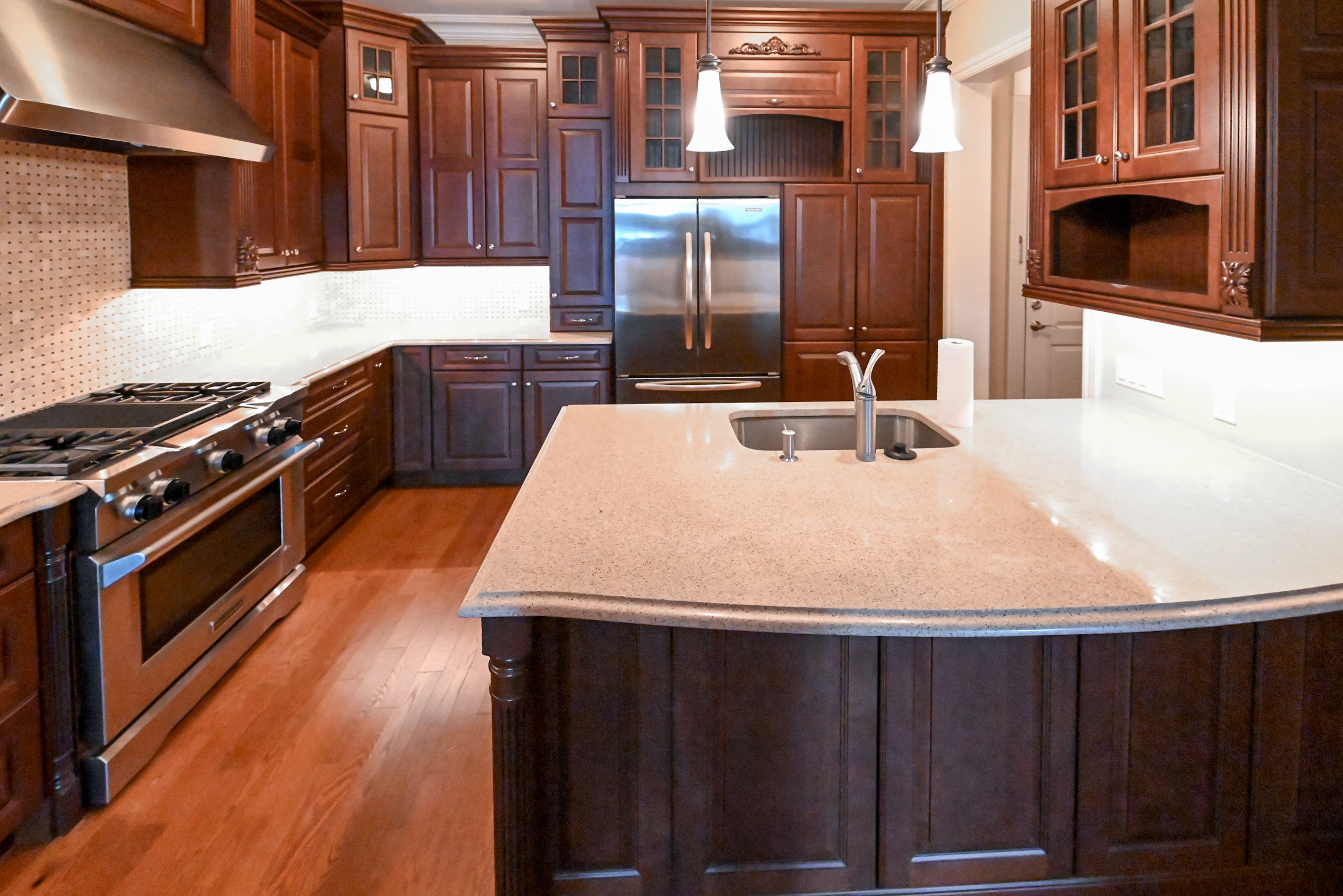 Chocolate European Coffee Traditional Pre-Owned Kitchen W/ Dry Bar