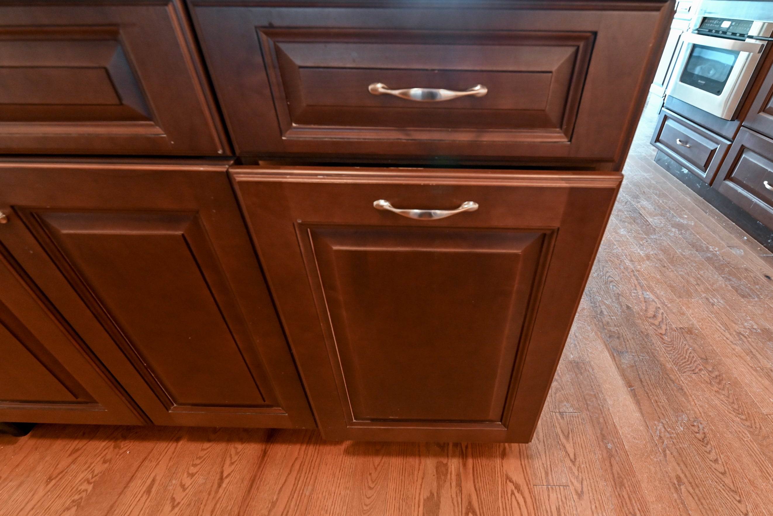 Chocolate European Coffee Traditional Pre-Owned Kitchen W/ Dry Bar