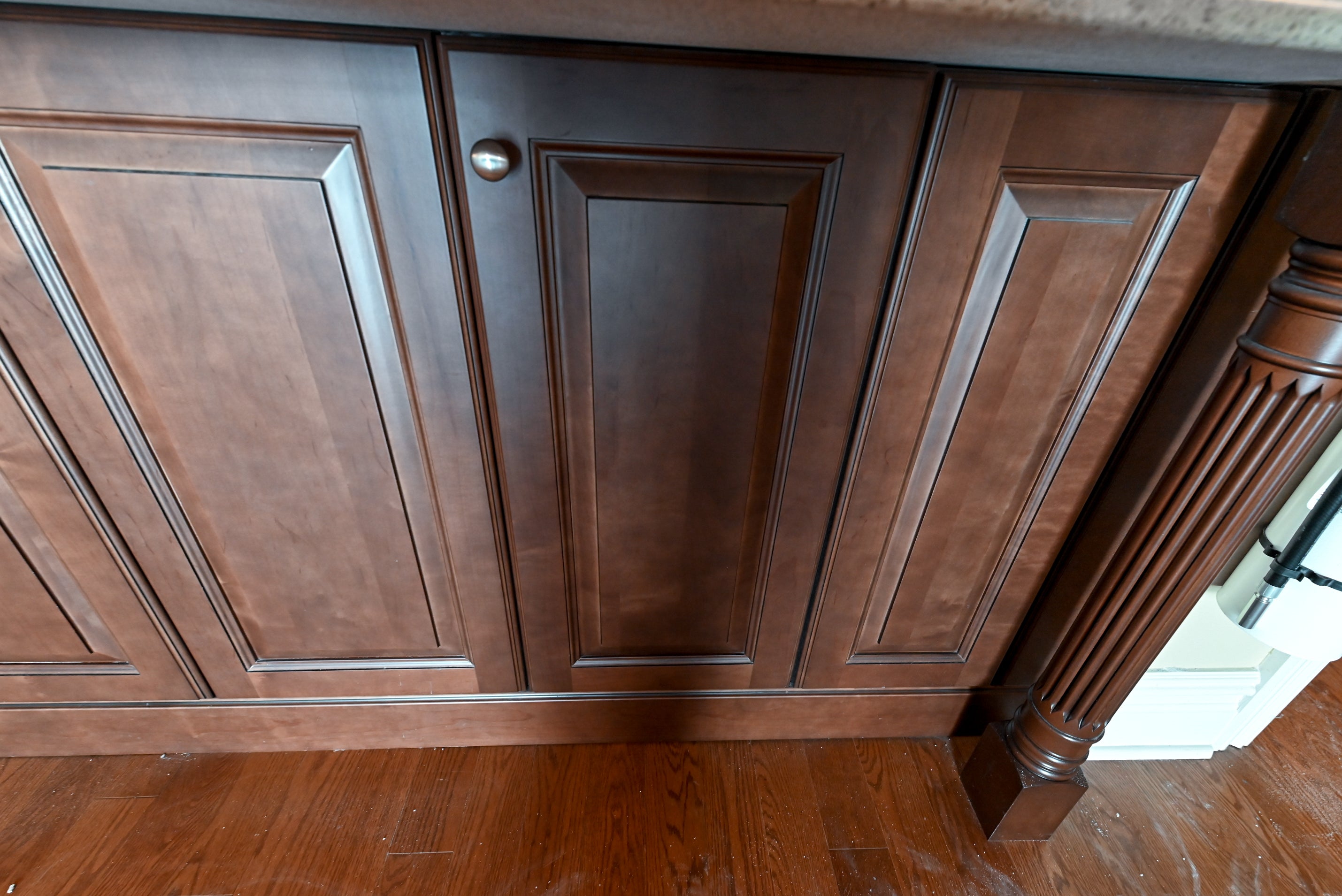 Chocolate European Coffee Traditional Pre-Owned Kitchen W/ Dry Bar