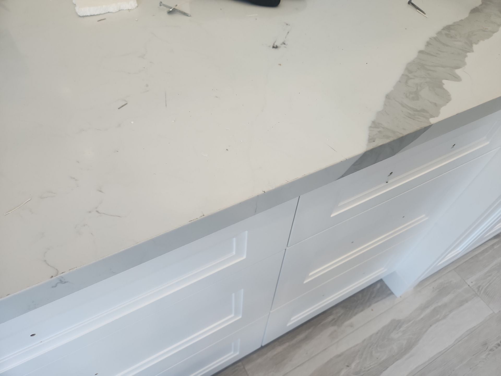 Irpinia Transitional White Kitchen | Quartz Island & Miele Appliances