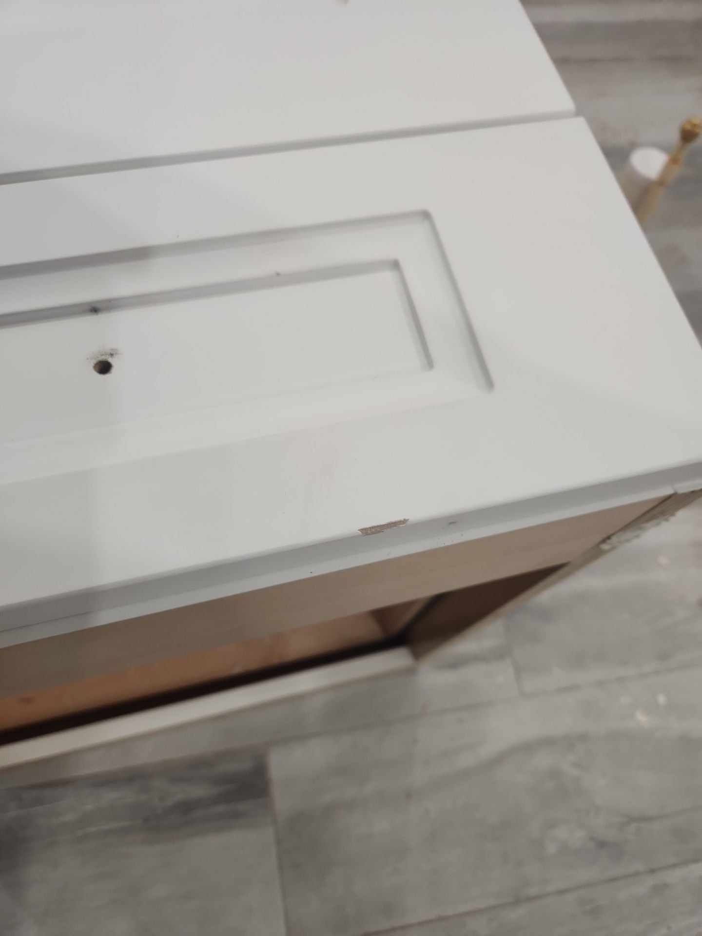 Irpinia Transitional White Kitchen | Quartz Island & Miele Appliances
