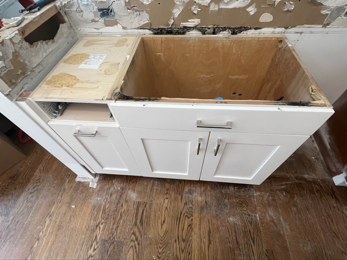 Rutt Transitional White Kitchen with Island, Wet Bar, Granite Countertops & Appliances