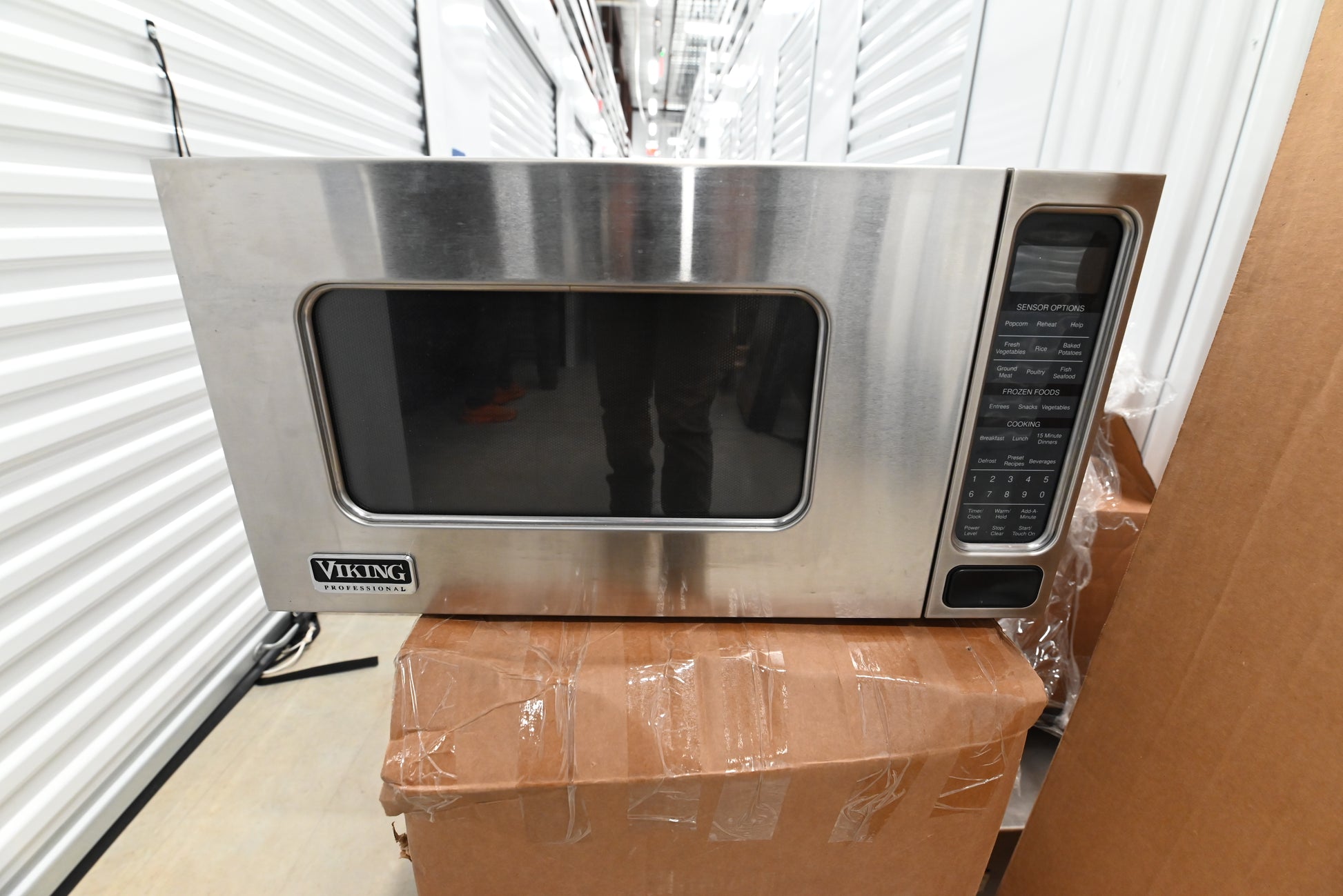 Traditional Dark Wooden Brown Kitchen with Island, Marble Countertops & Luxury Appliances