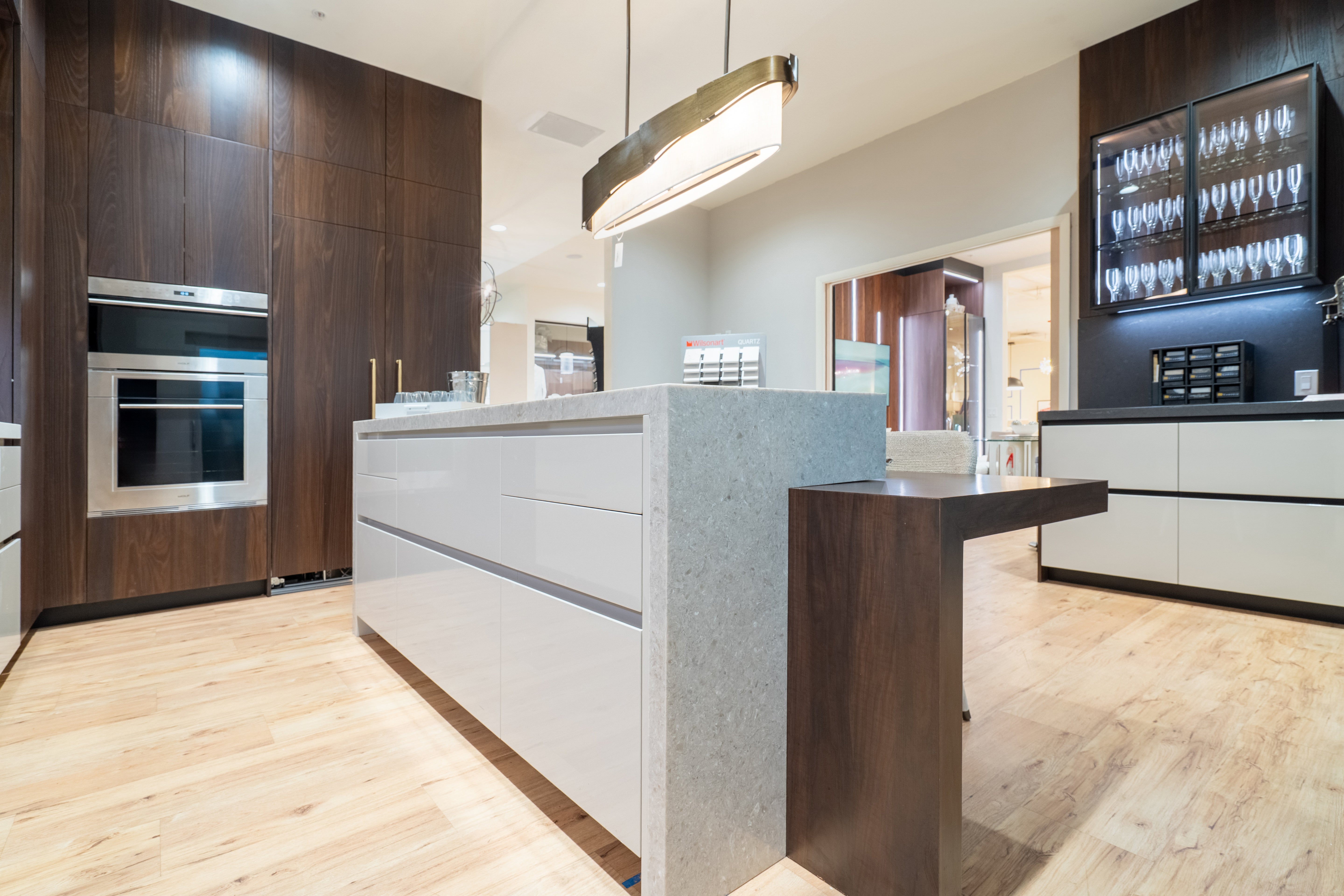 Hans Krug Modern Dark Espresso & White Gloss Kitchen with Island and Bar