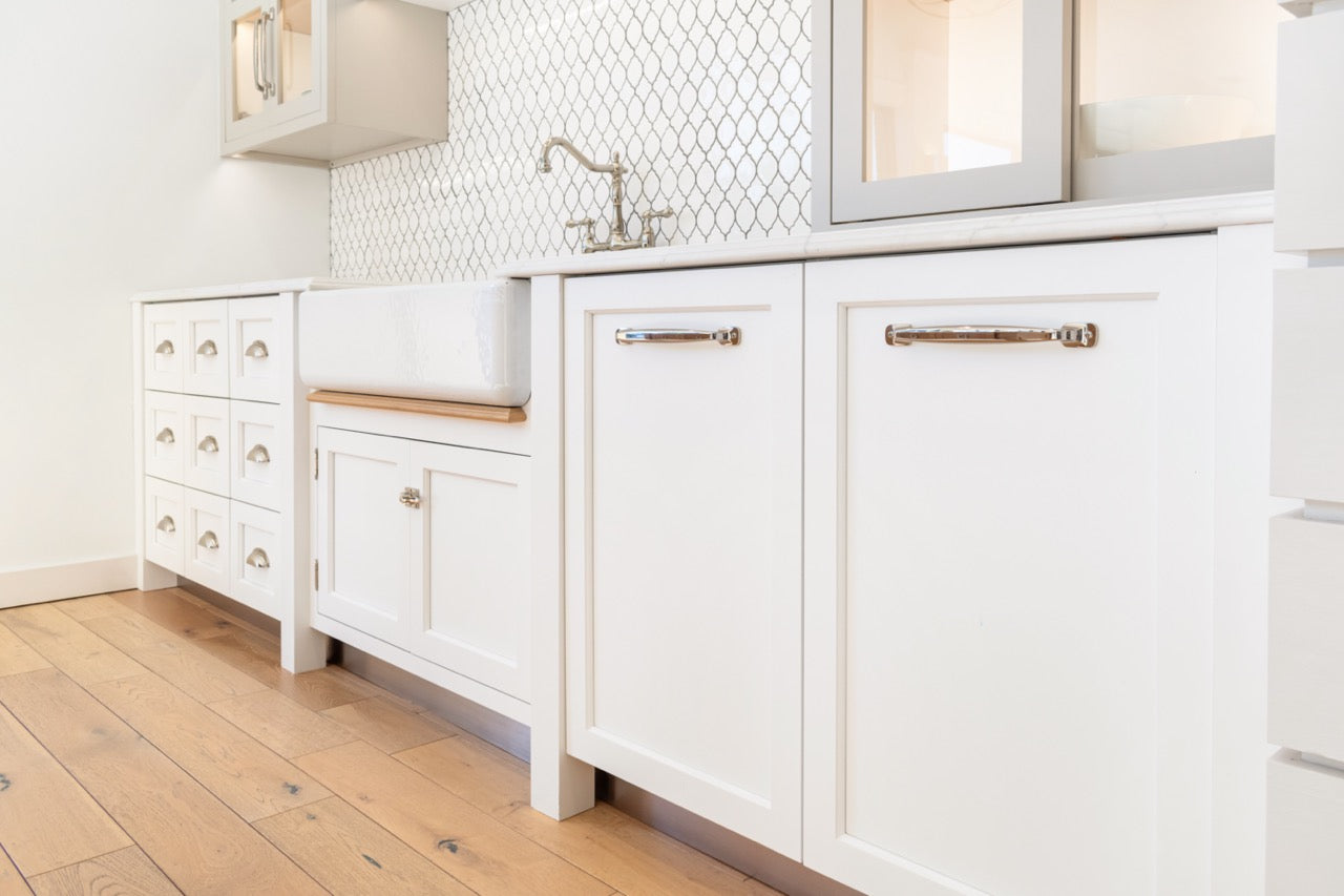 Plain & Fancy Transitional White Kitchen Cabinets with Oak Island & Farmhouse Sink