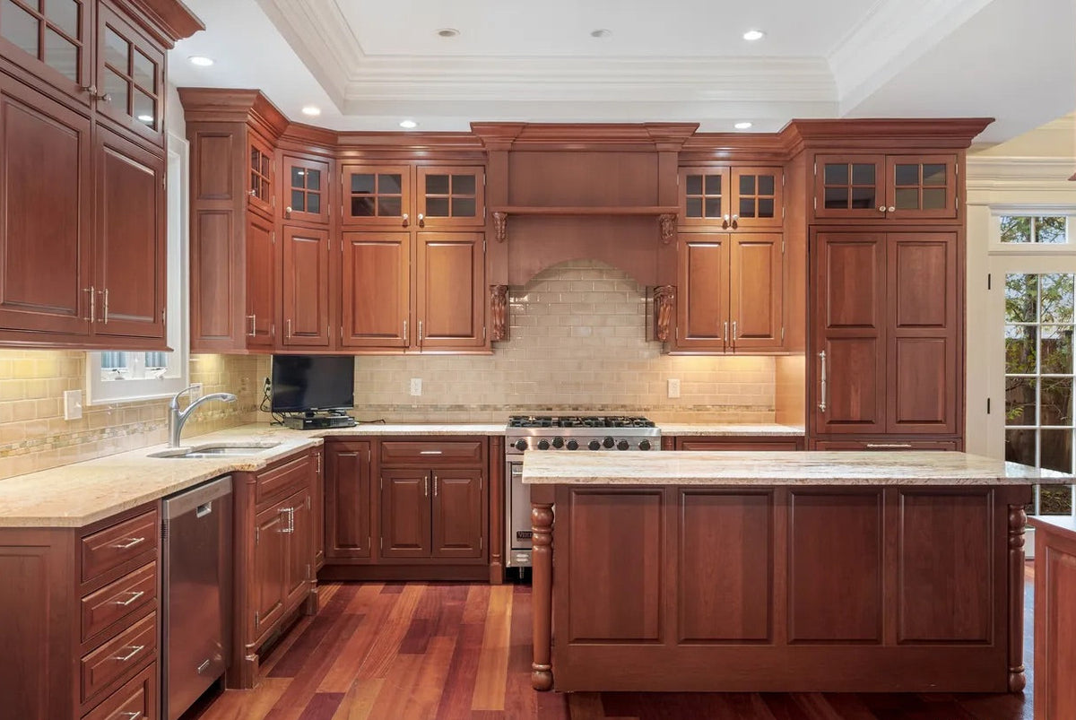 Plain & Fancy Traditional Craftsman Wood Kitchen with Island & Appliances
