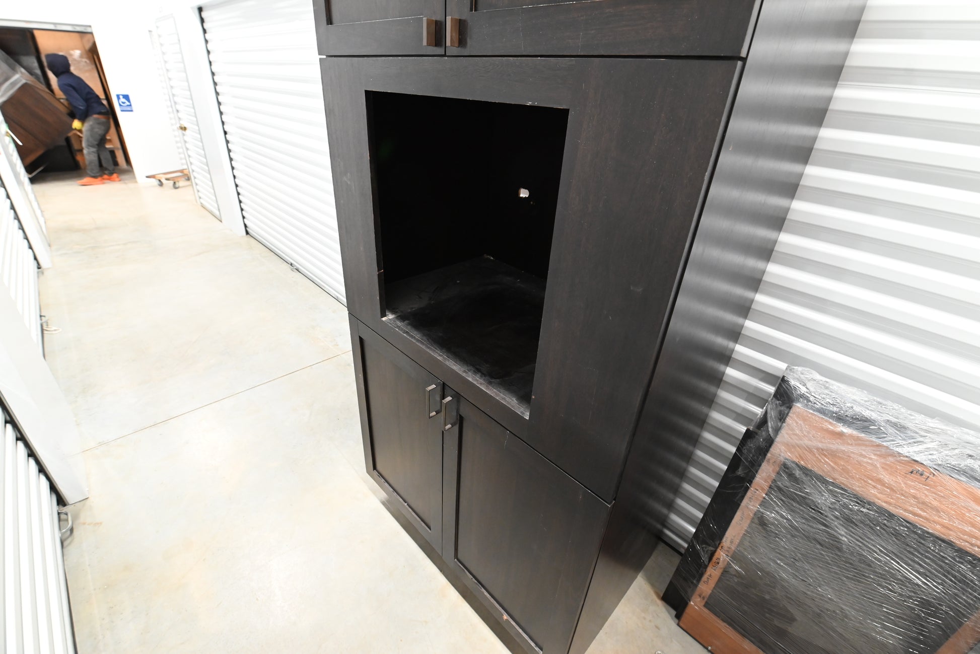 Traditional Dark Wooden Brown Kitchen with Island, Marble Countertops & Luxury Appliances