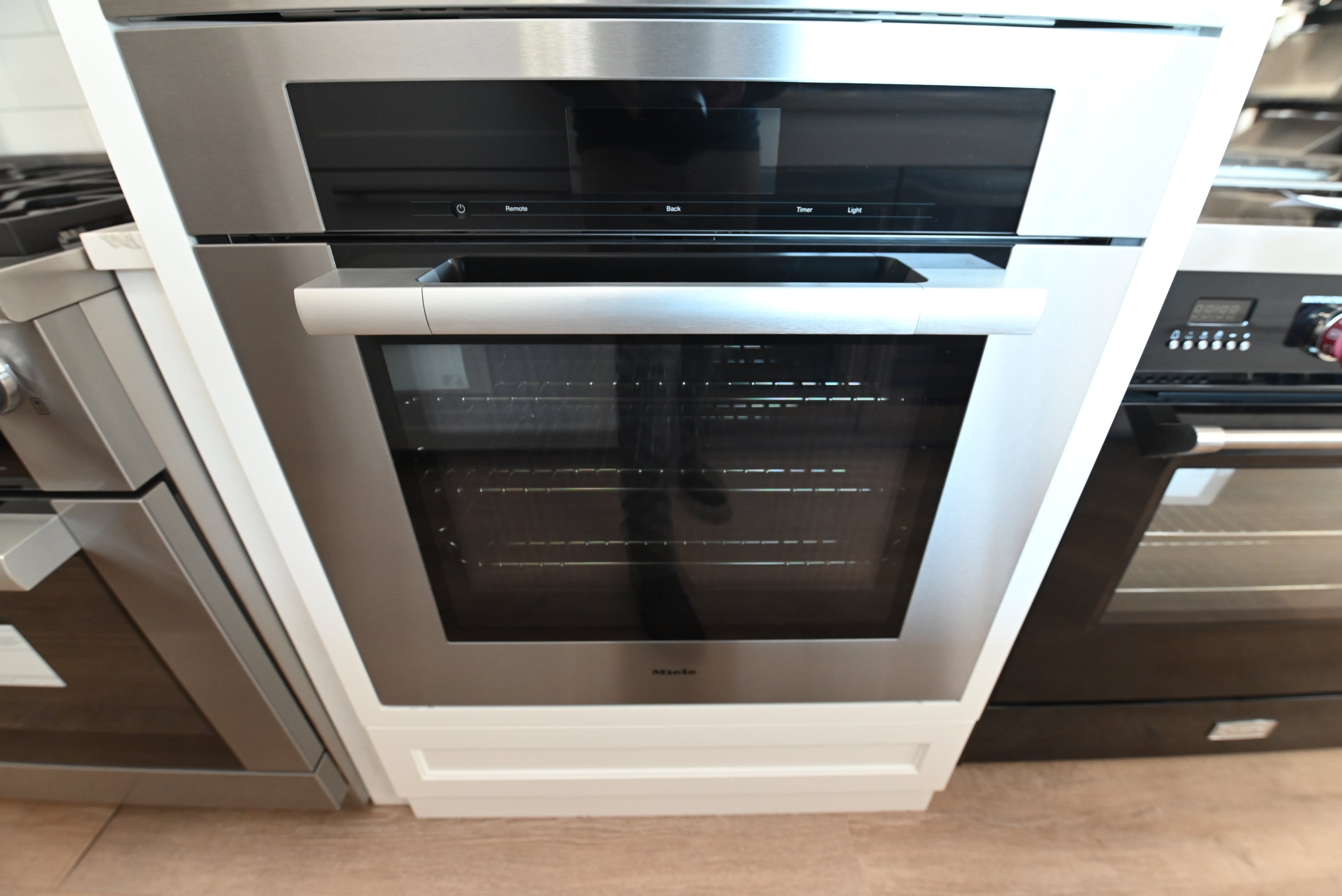 Miele H 7780 BP 30 inch built in convection wall oven front view in clean touch steel