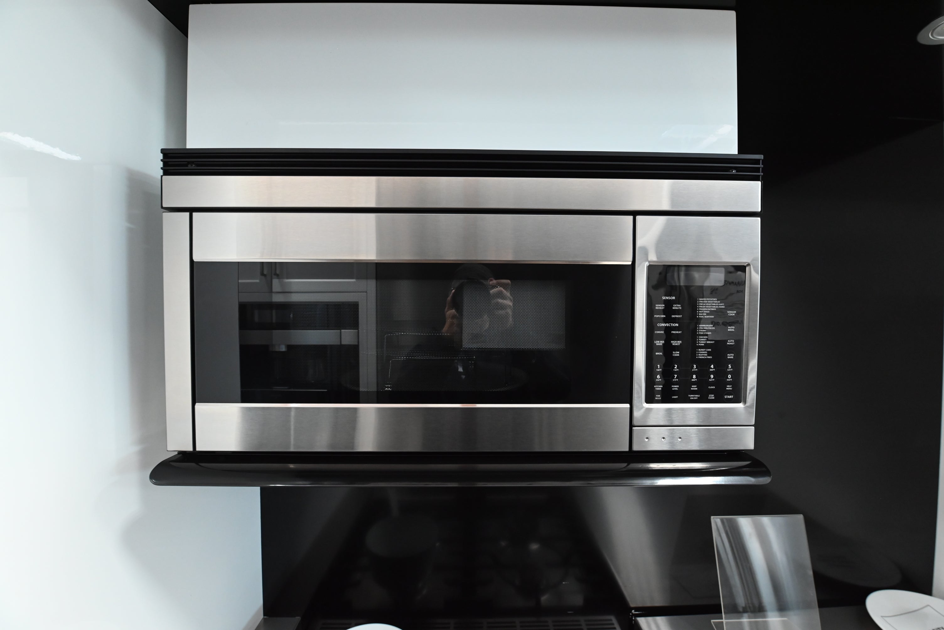 Fisher Paykel Series 5 Contemporary 30 inch over the range microwave in brushed stainless steel CMOH-30SS-3T