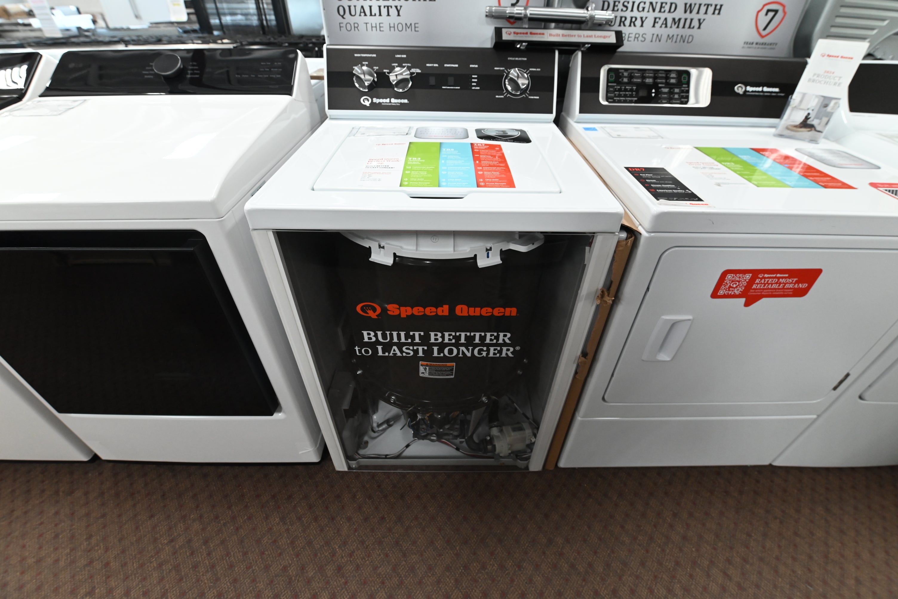 Speed Queen 26 inch top load washer TR3003WN in white