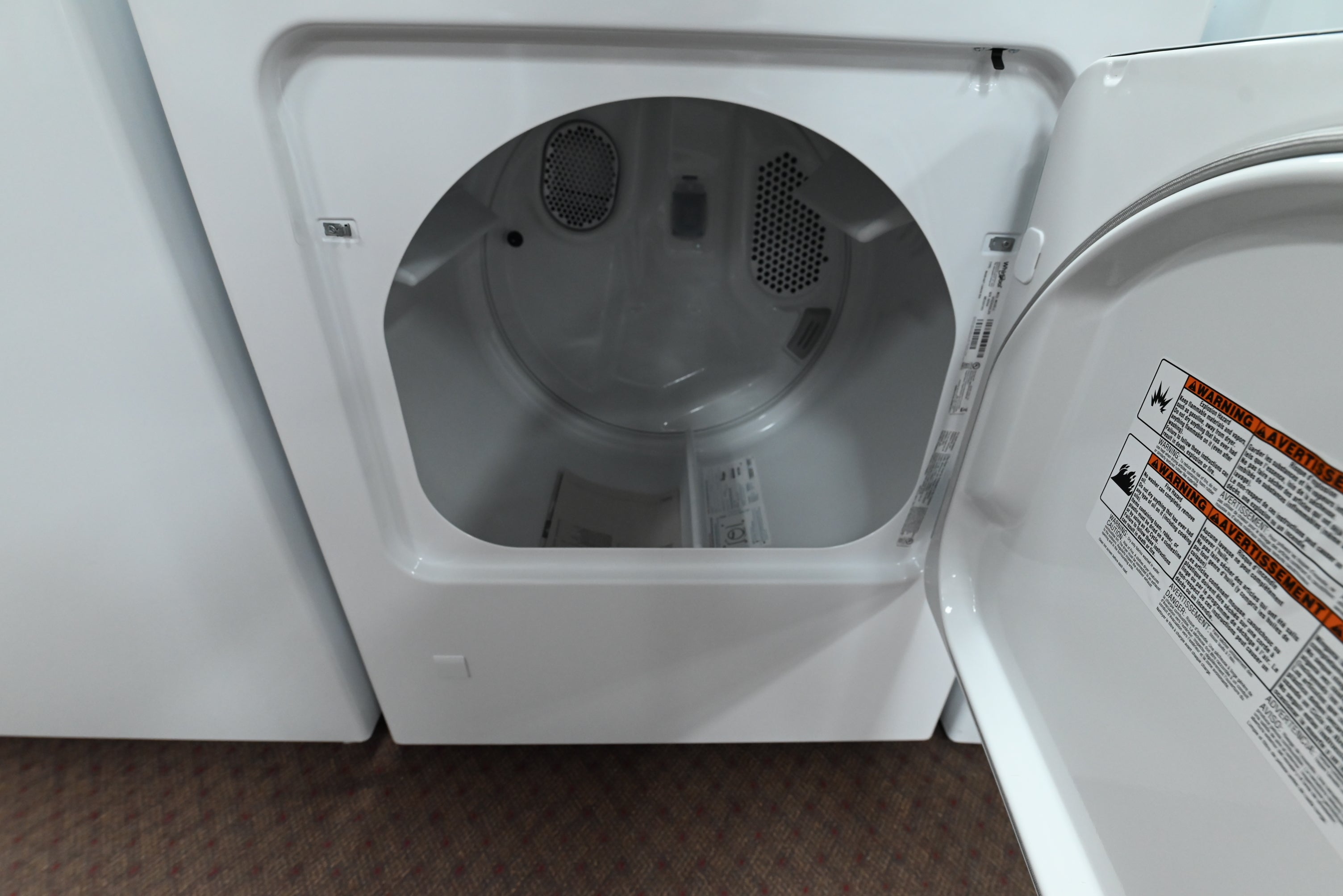 Close up of the Steam Refresh and Moisture Sensing controls on the Whirlpool WGD5050LW dryer