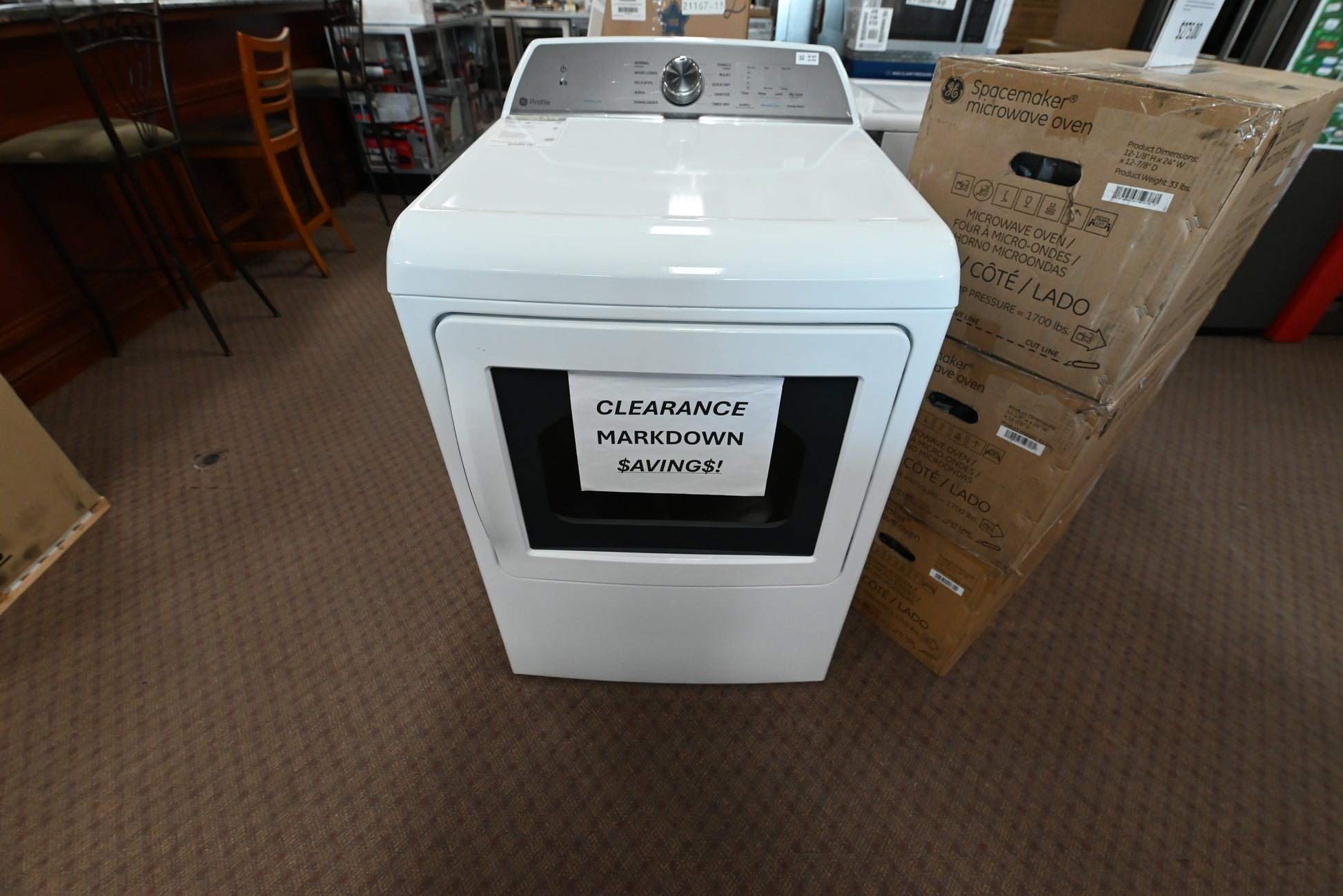 GE Profile 7.4 cu ft capacity gas dryer PTD60GBSRWS in white with glass door