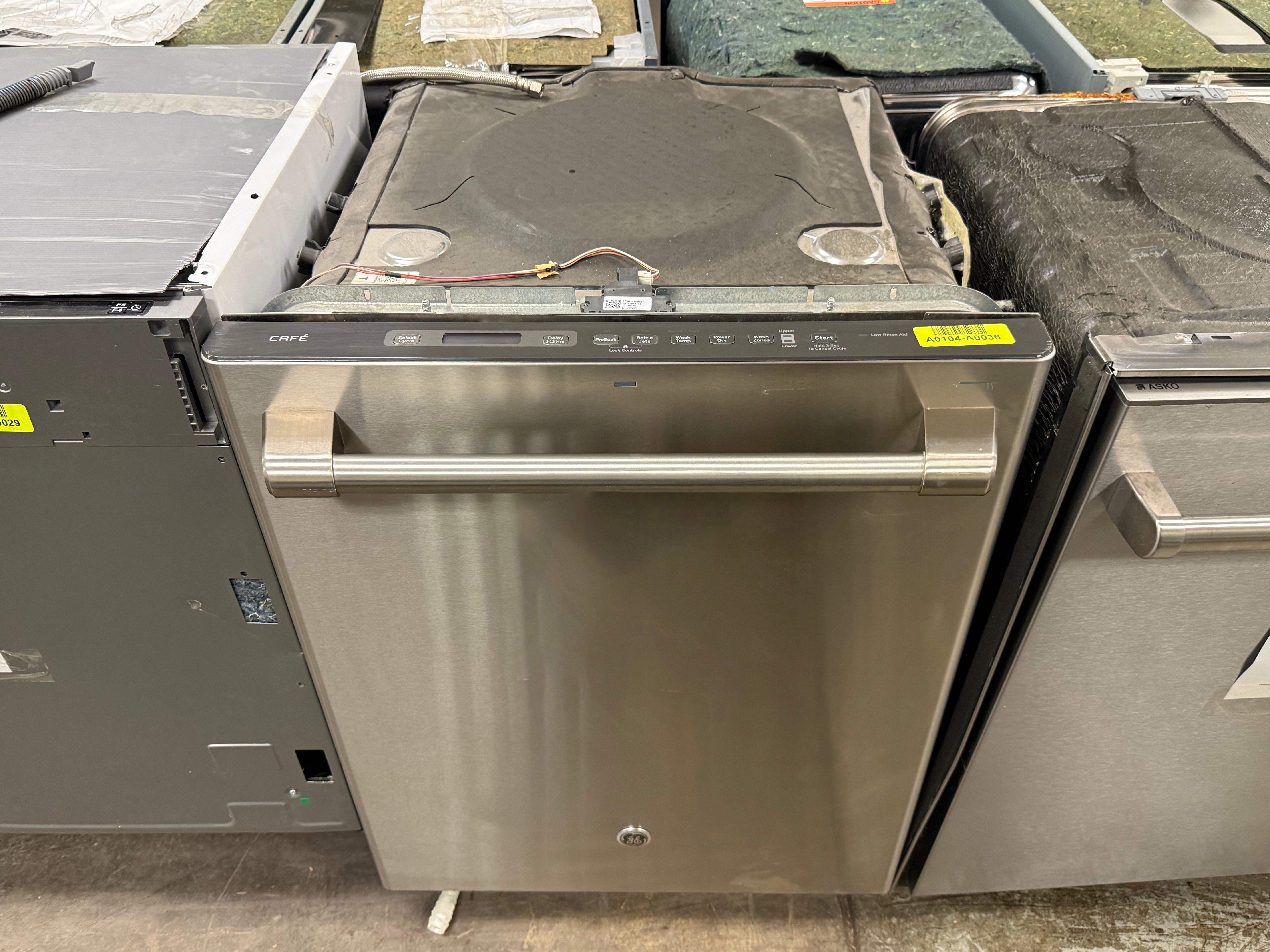 GE Café CDT865SSJSS 24" Stainless Steel Dishwasher