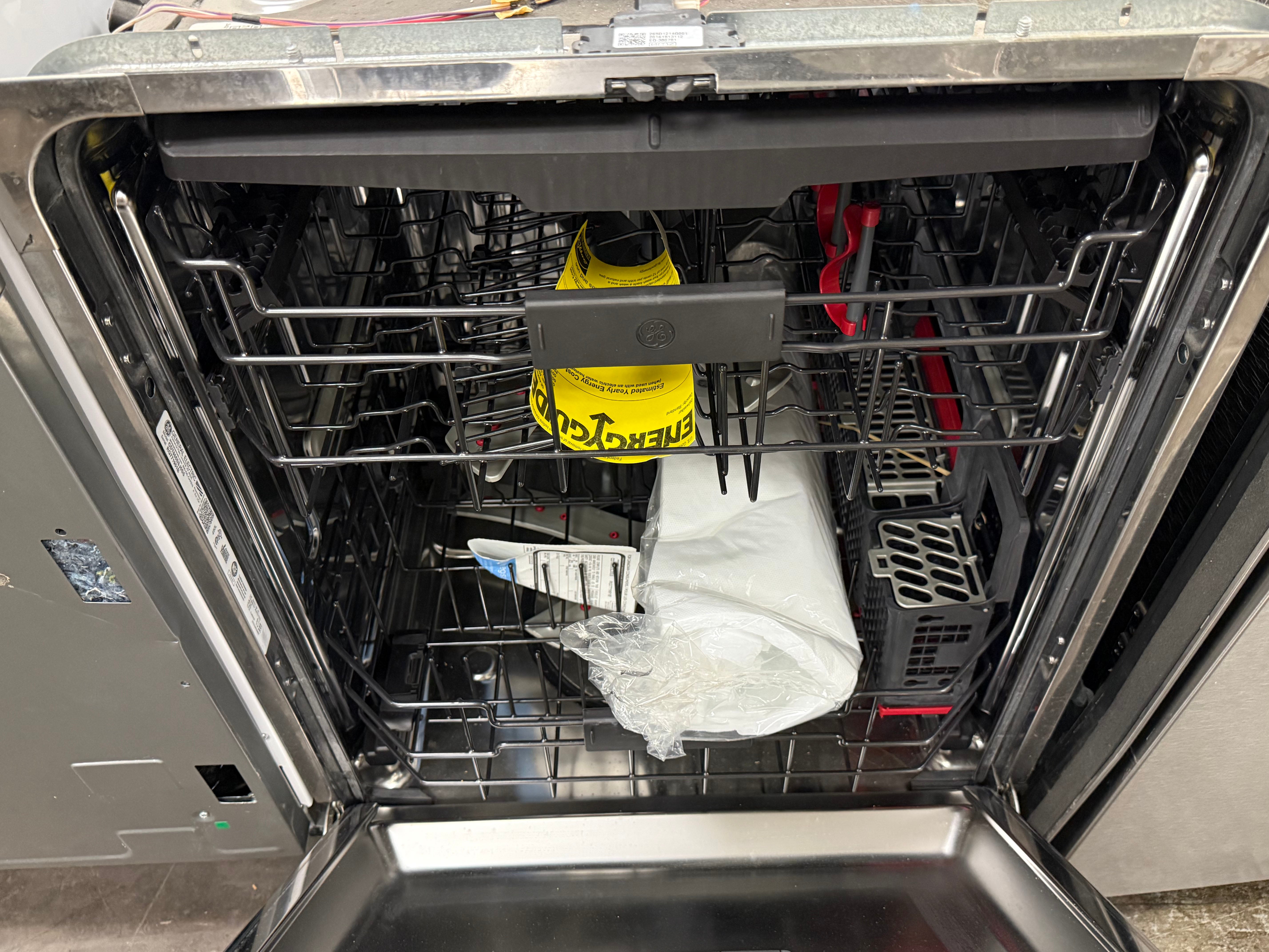 GE Café CDT865SSJSS 24" Stainless Steel Dishwasher