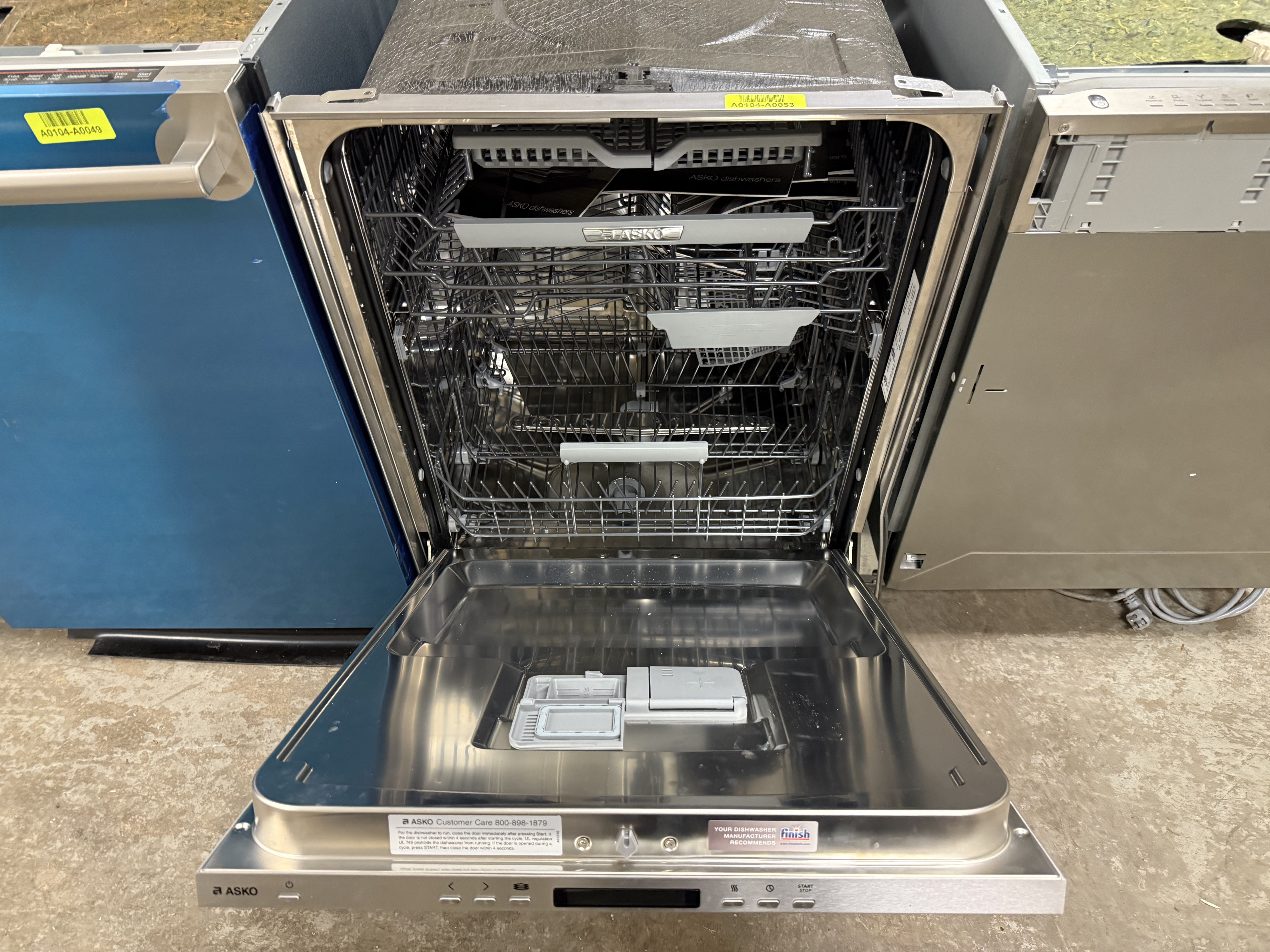 Asko 30 Series DBI663IS 24" Stainless Steel Dishwasher, ADA Compliant