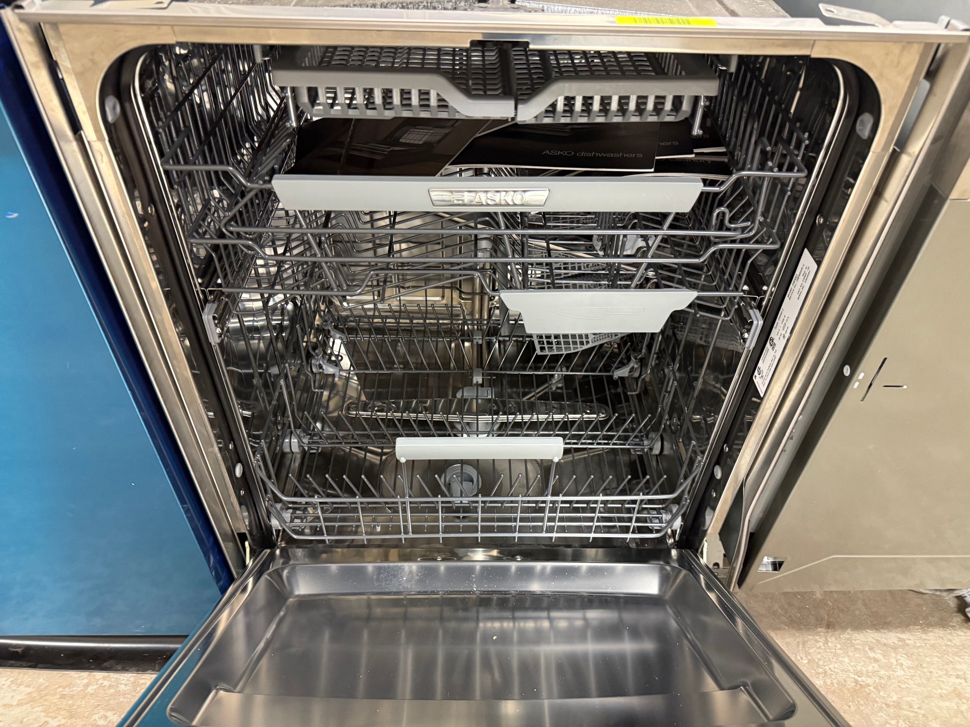 Asko 30 Series DBI663IS 24" Stainless Steel Dishwasher, ADA Compliant