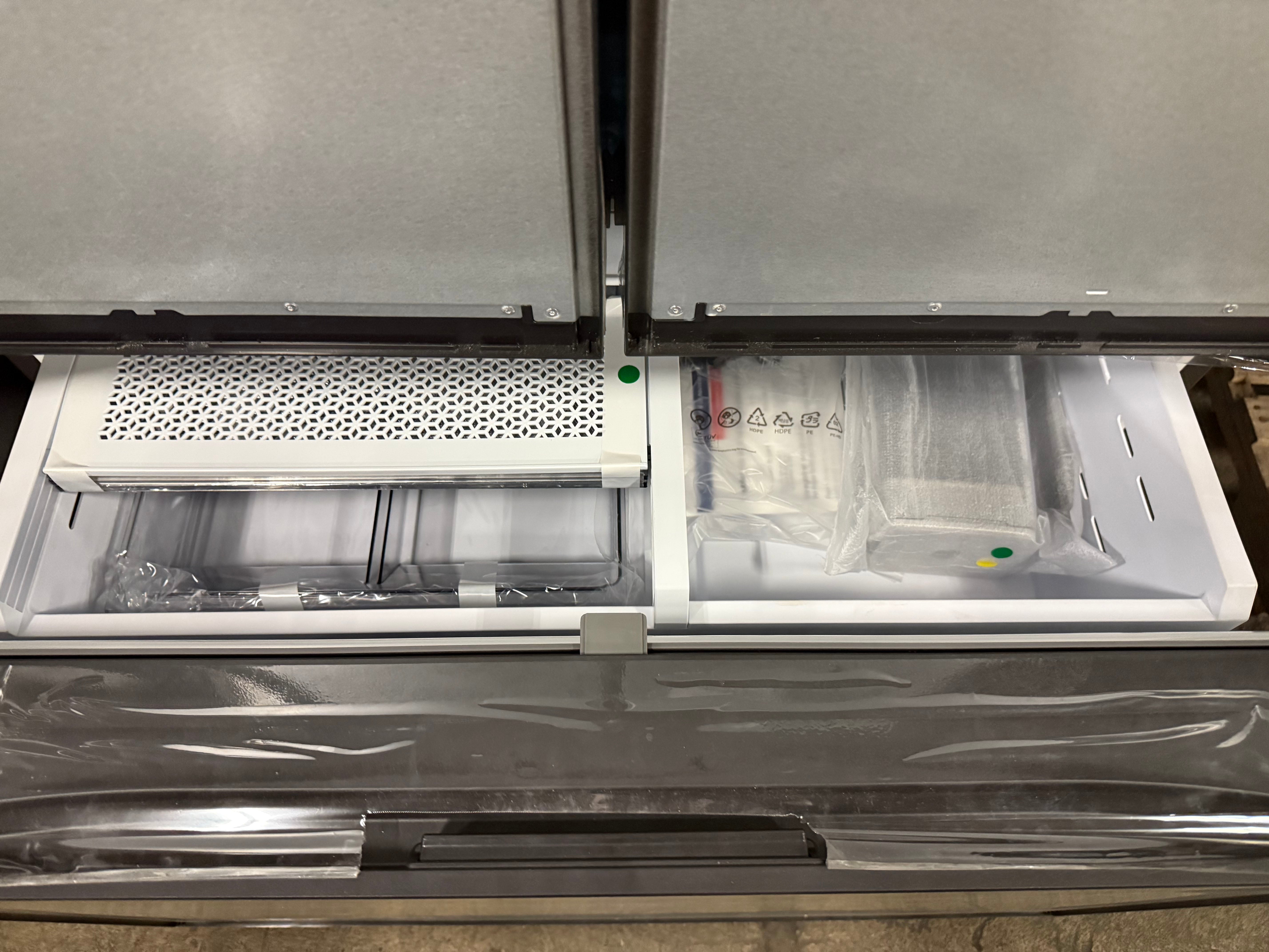 Samsung BESPOKE RF24BB6200AP 36" Panel Ready Counter Depth French Door Refrigerator