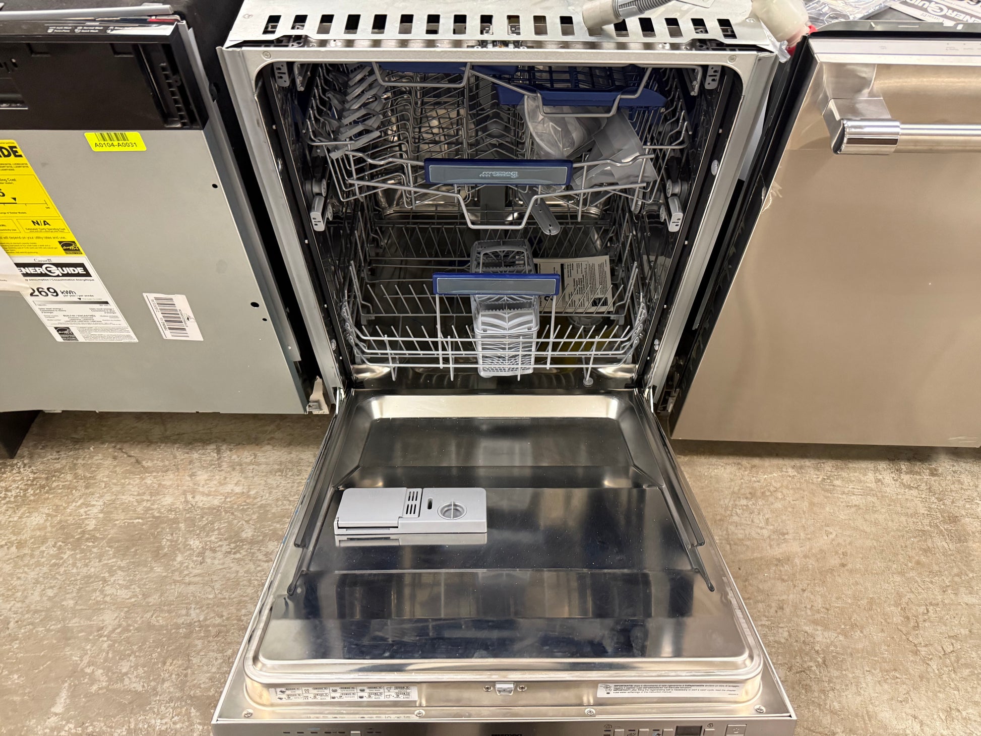 Smeg STU8647X 24" Stainless Steel Dishwasher