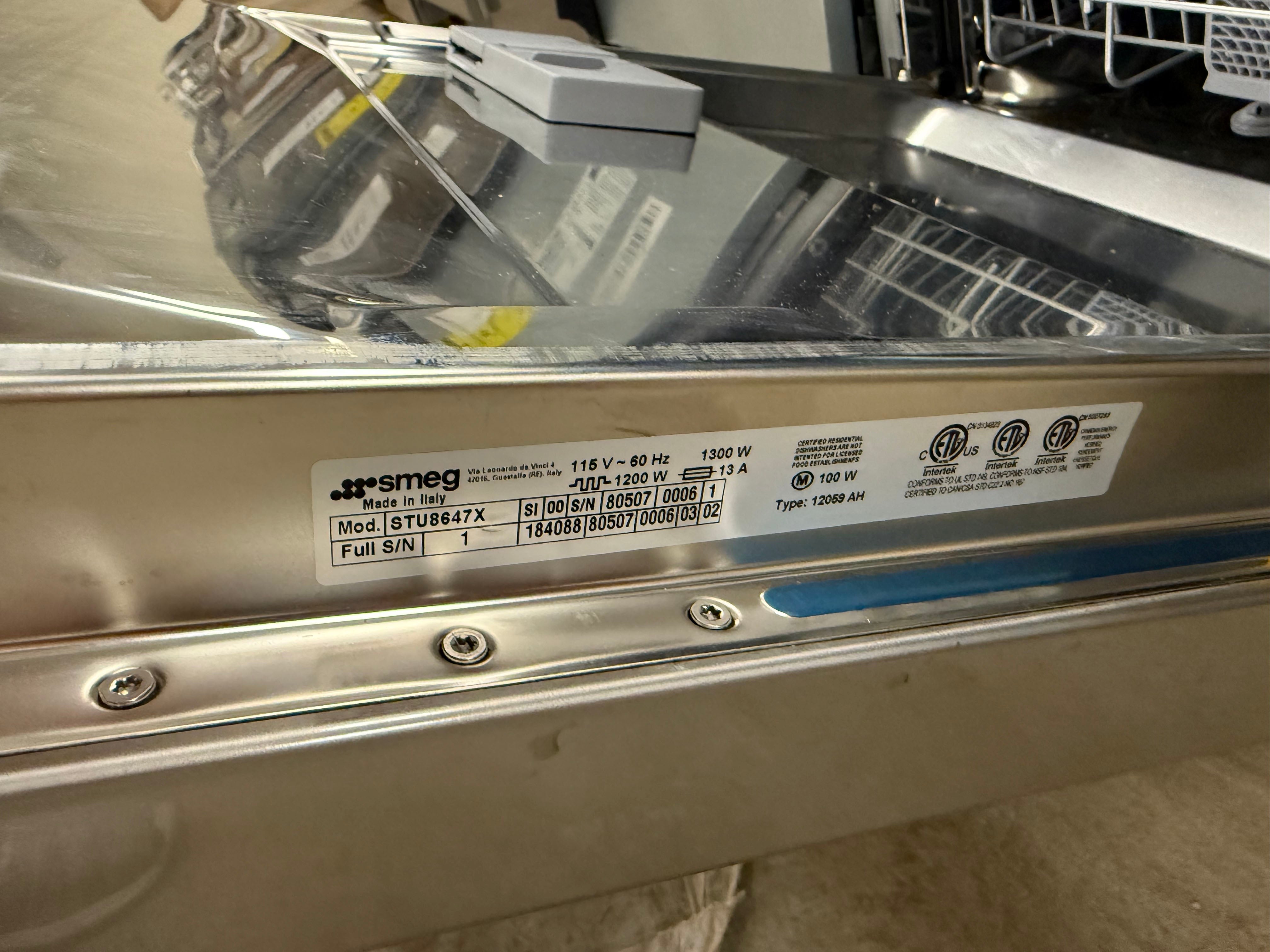 Smeg STU8647X 24" Stainless Steel Dishwasher