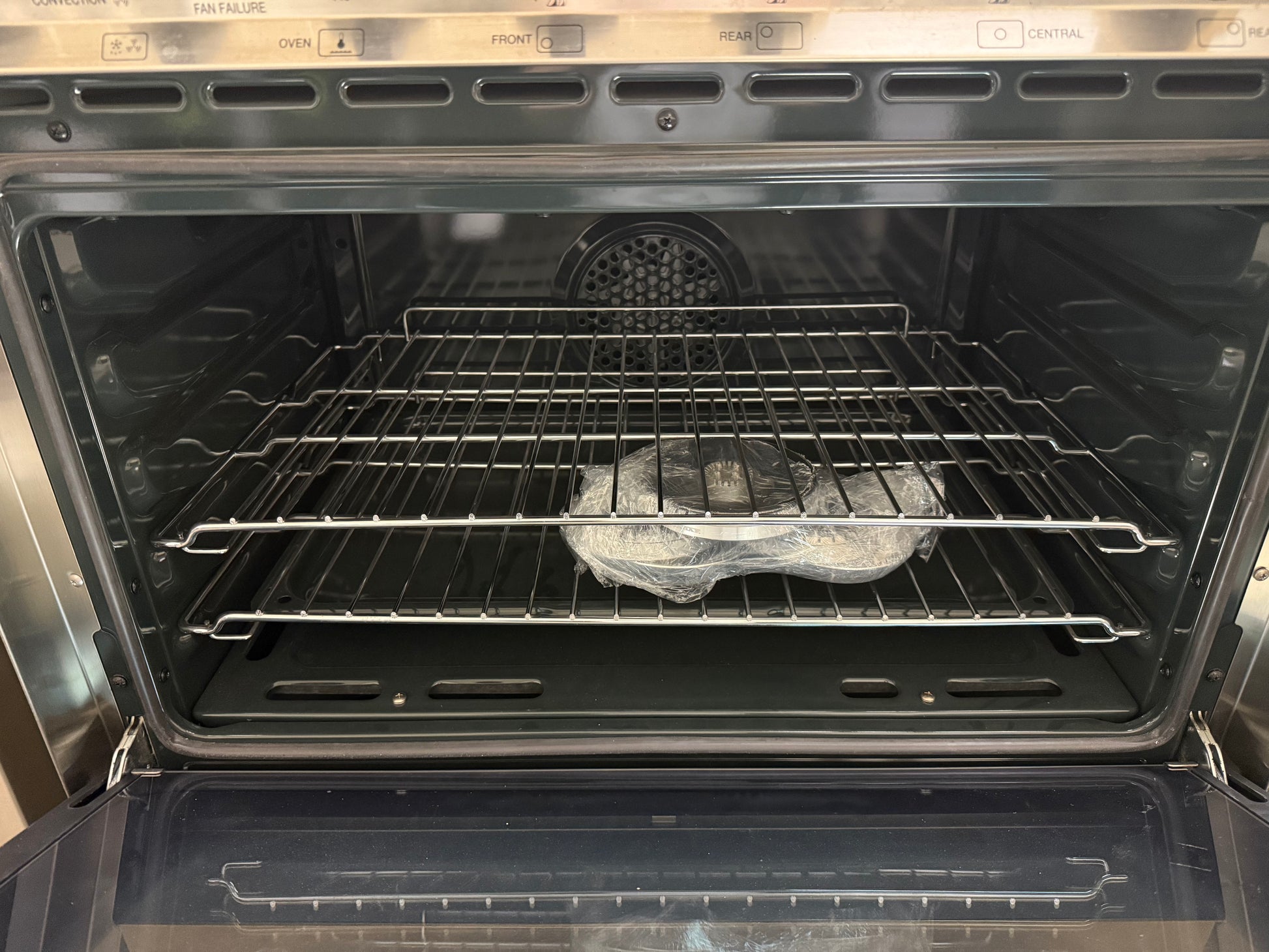 Smeg C30GGXU1 30" Stainless Steel Freestanding Gas Range