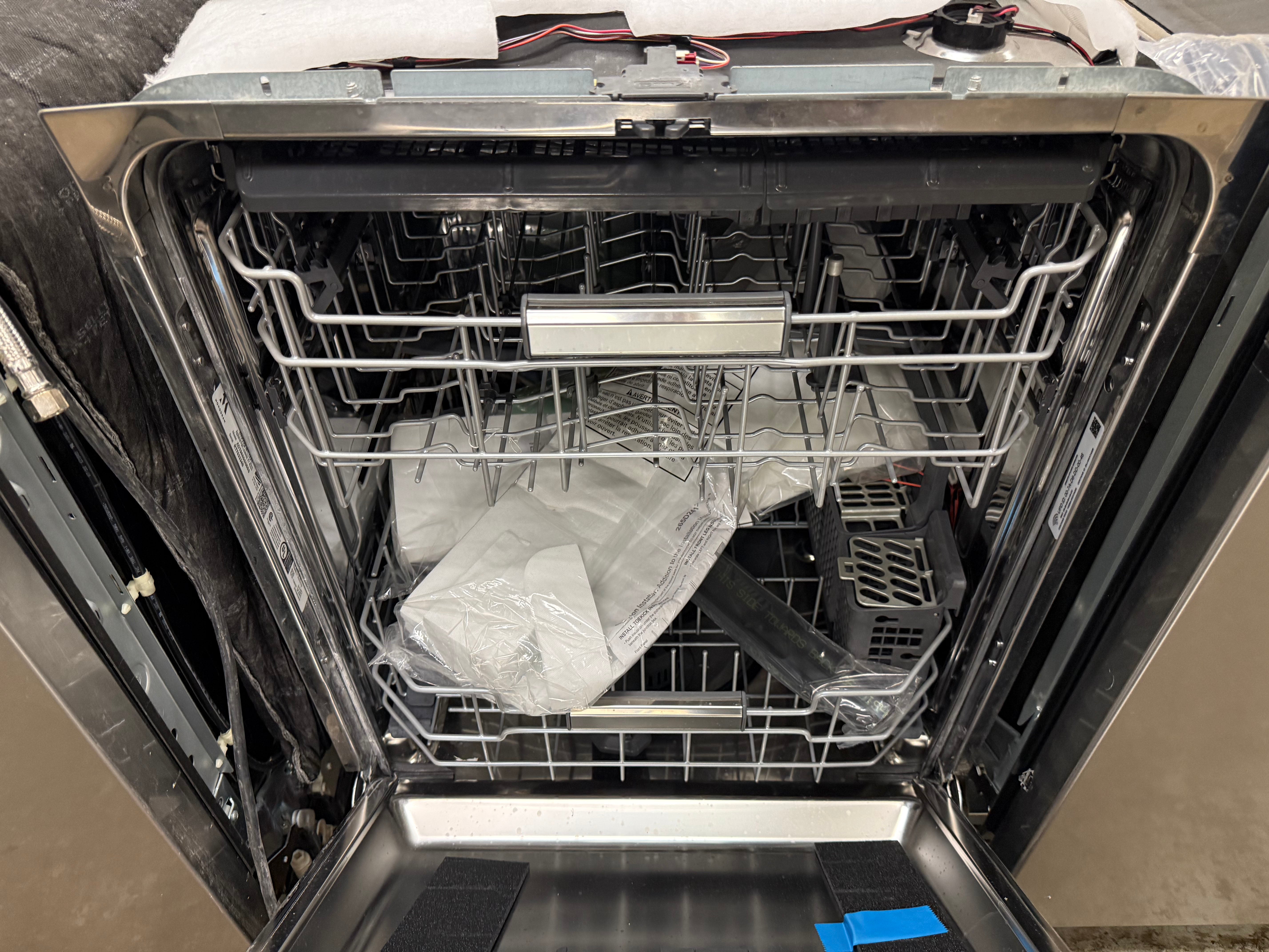 Monogram ZDT985SSN6SS 24" Stainless Steel Dishwasher, 2022, Open Box