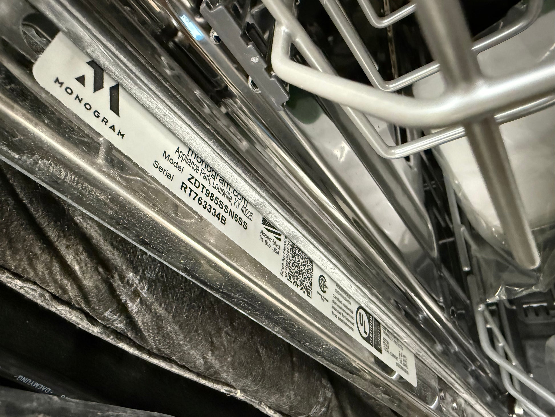 Monogram ZDT985SSN6SS 24" Stainless Steel Dishwasher, 2022, Open Box