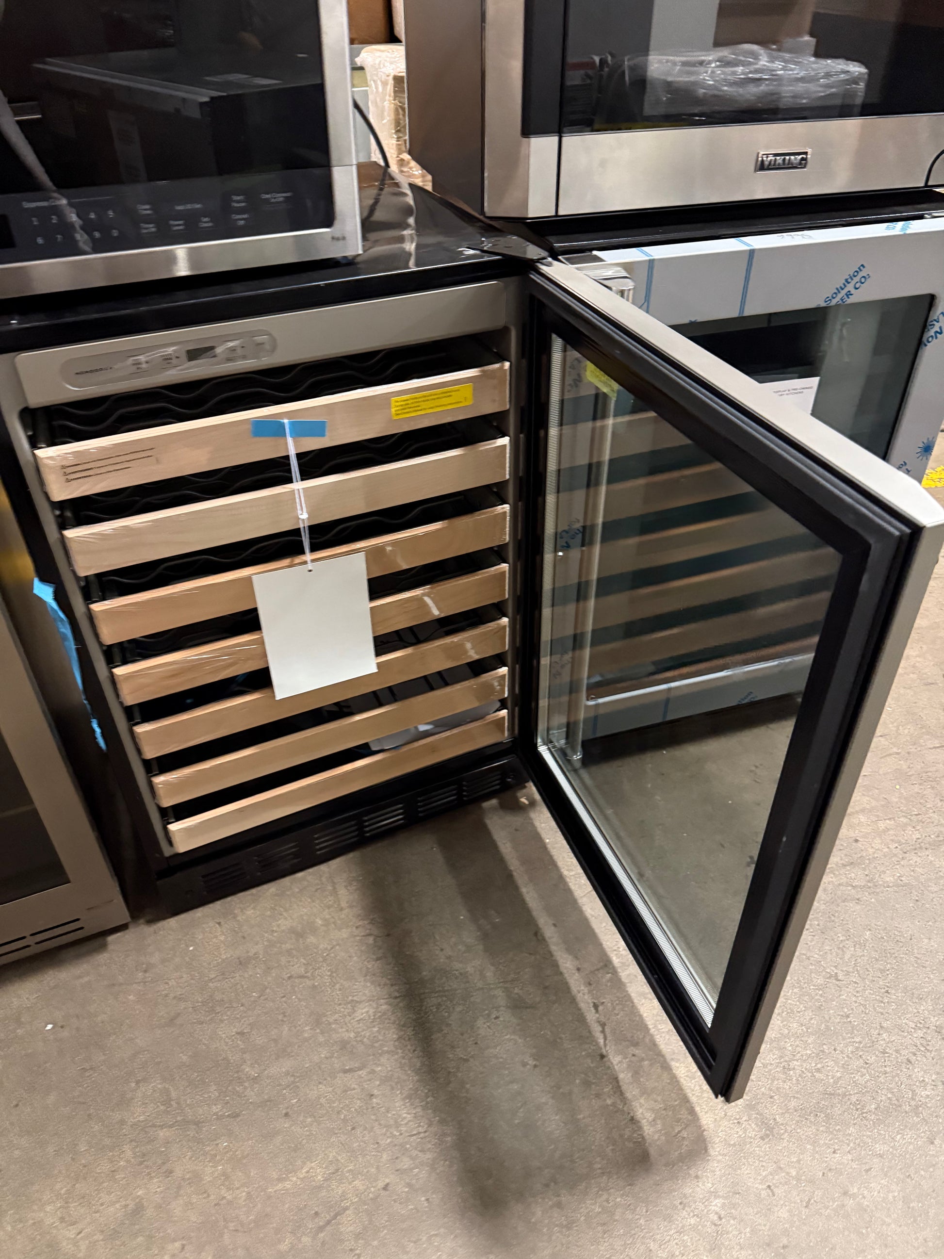 Monogram ZDWR240NDBS 24" Stainless Steel Undercounter Wine Cooler