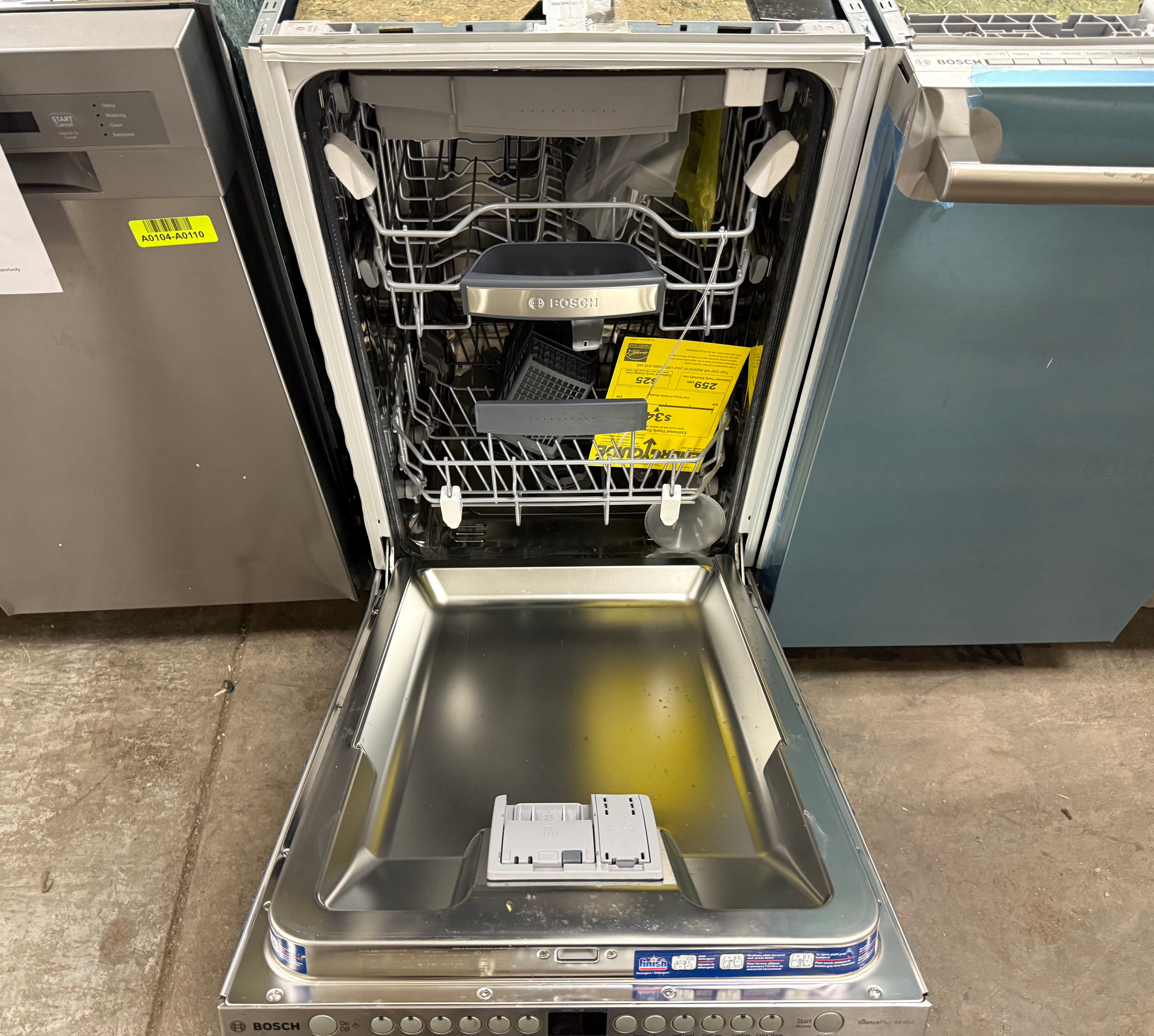 Bosch 800 Series SPX68U55UC 18" Stainless Steel Dishwasher
