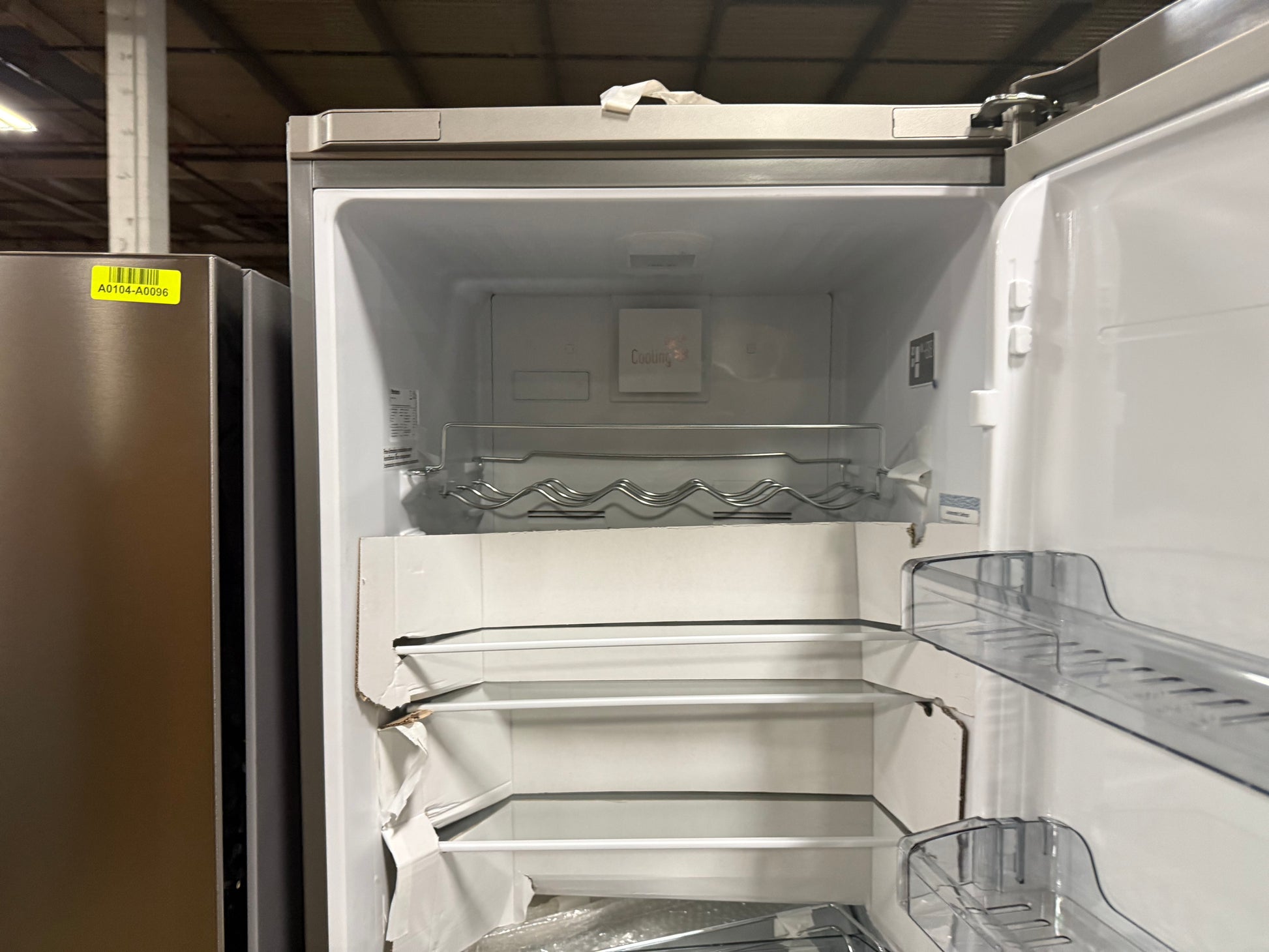 Blomberg 24" Stainless Steel Bottom Freezer Refrigerator