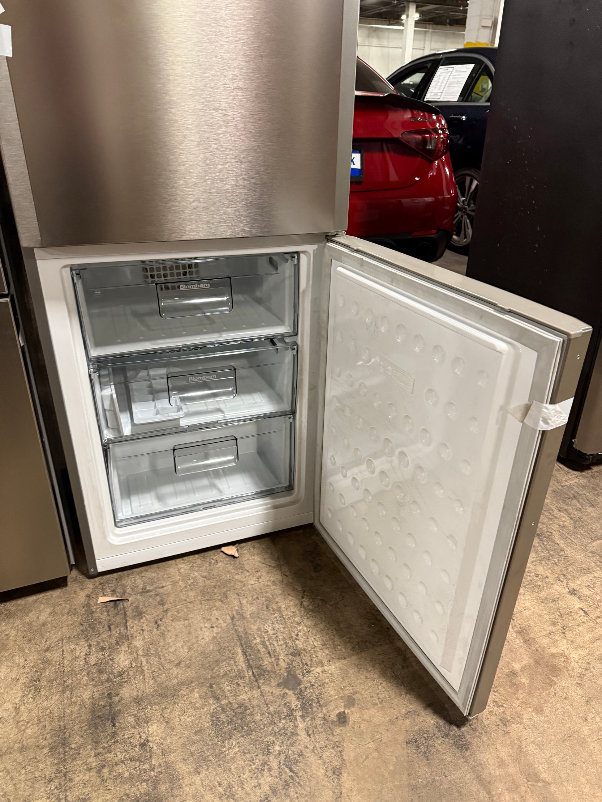 Blomberg BRFB1312SS 24" Stainless Steel Bottom Freezer Refrigerator