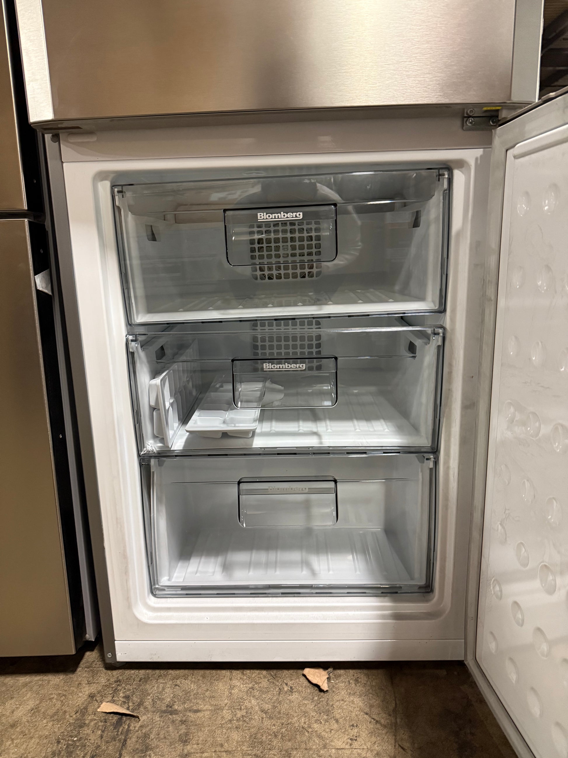 Blomberg BRFB1312SS 24" Stainless Steel Bottom Freezer Refrigerator