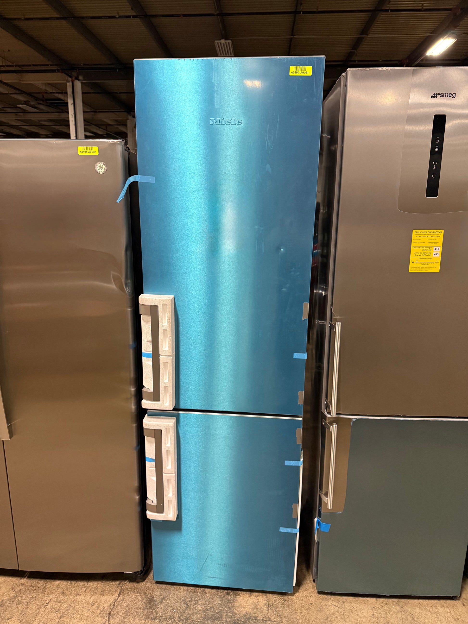 Miele KFN 4799 DDE 24" Stainless Steel Bottom Freezer Smart Refrigerator