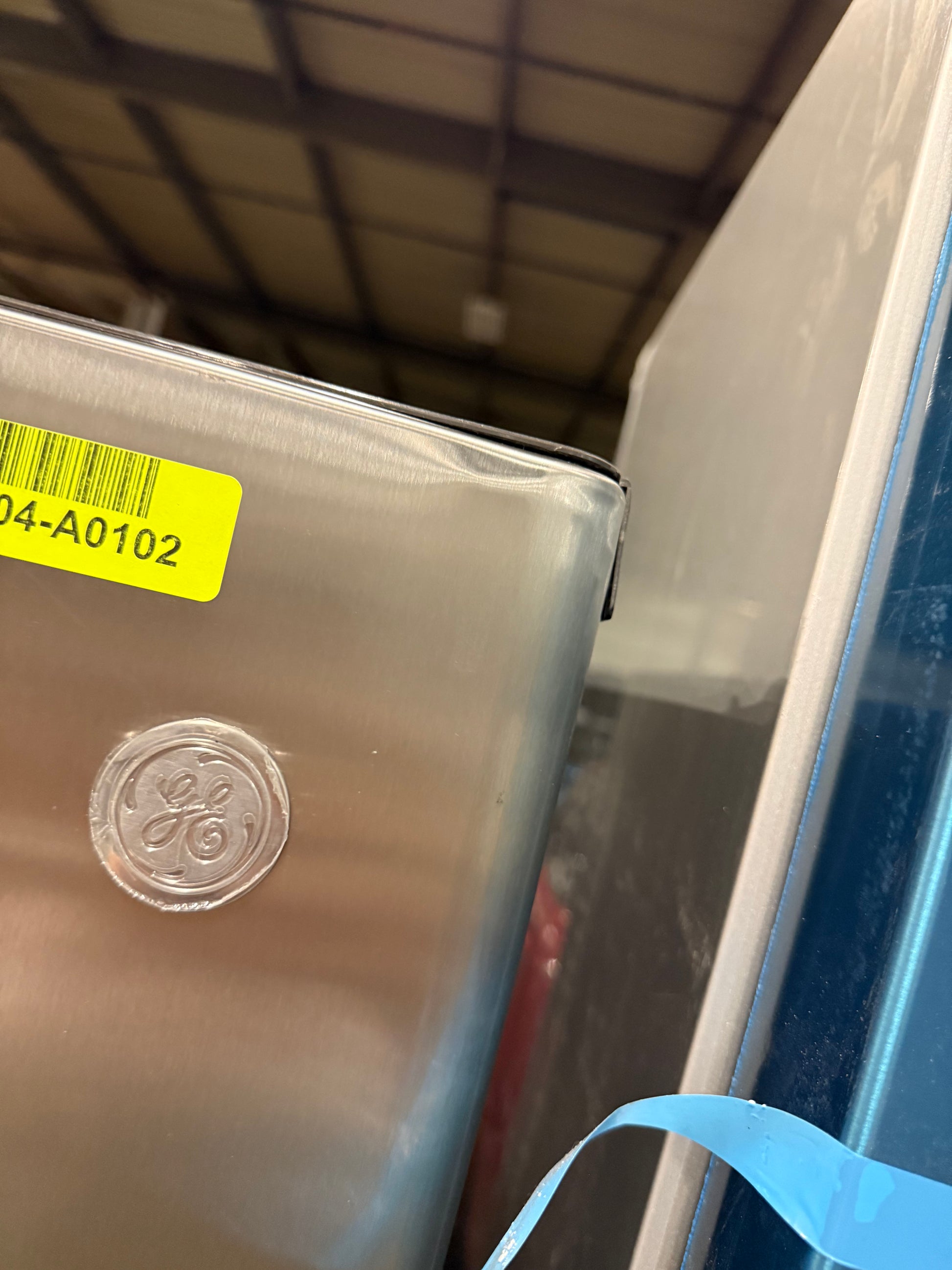 GE GZS22IYNFS 36" Stainless Steel Counter Depth Freestanding Side By Side Refrigerator