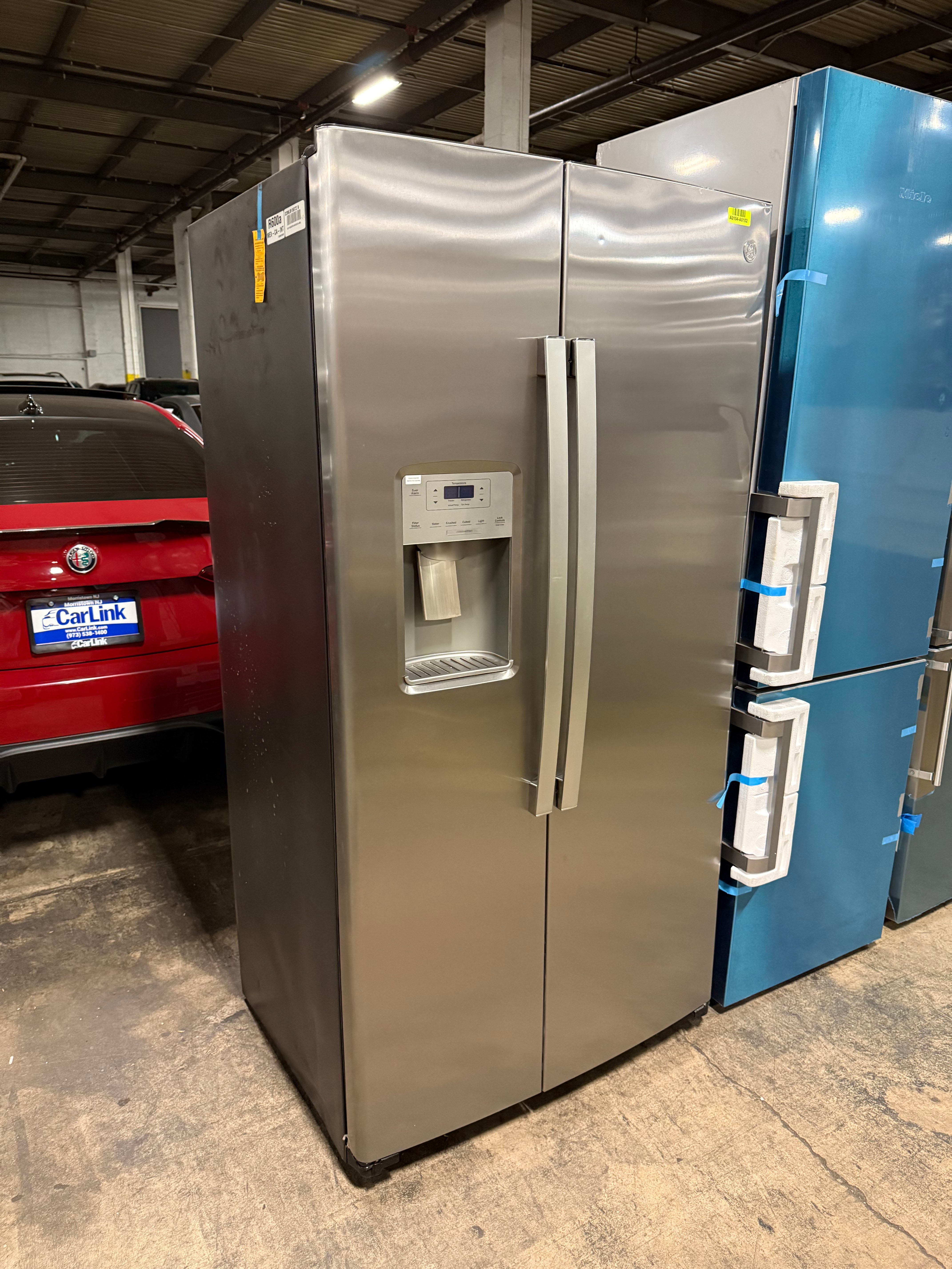 GE GZS22IYNFS 36" Stainless Steel Counter Depth Freestanding Side By Side Refrigerator