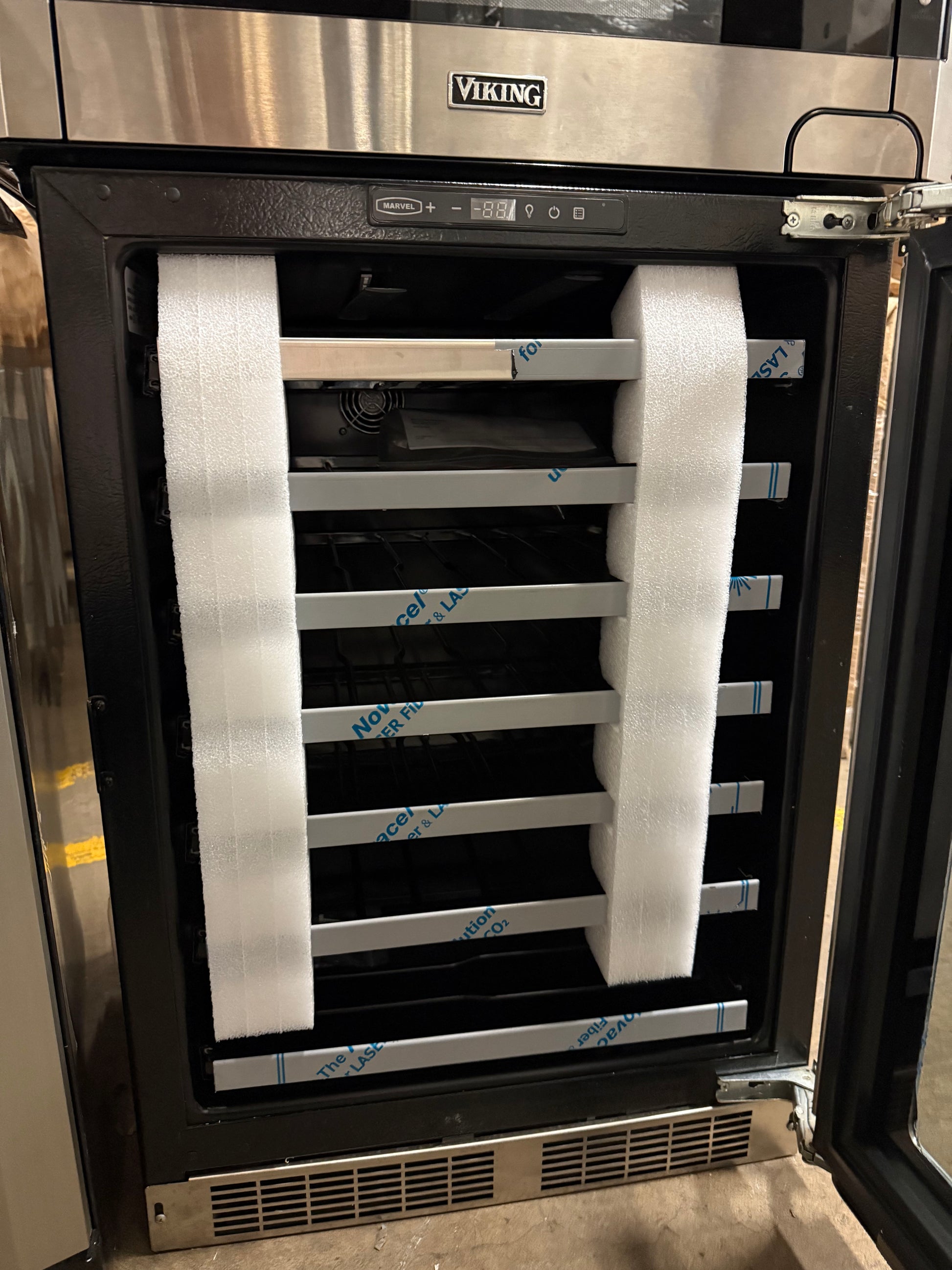 Marvel 24" Stainless Steel Undercounter Single Zone Wine Cooler