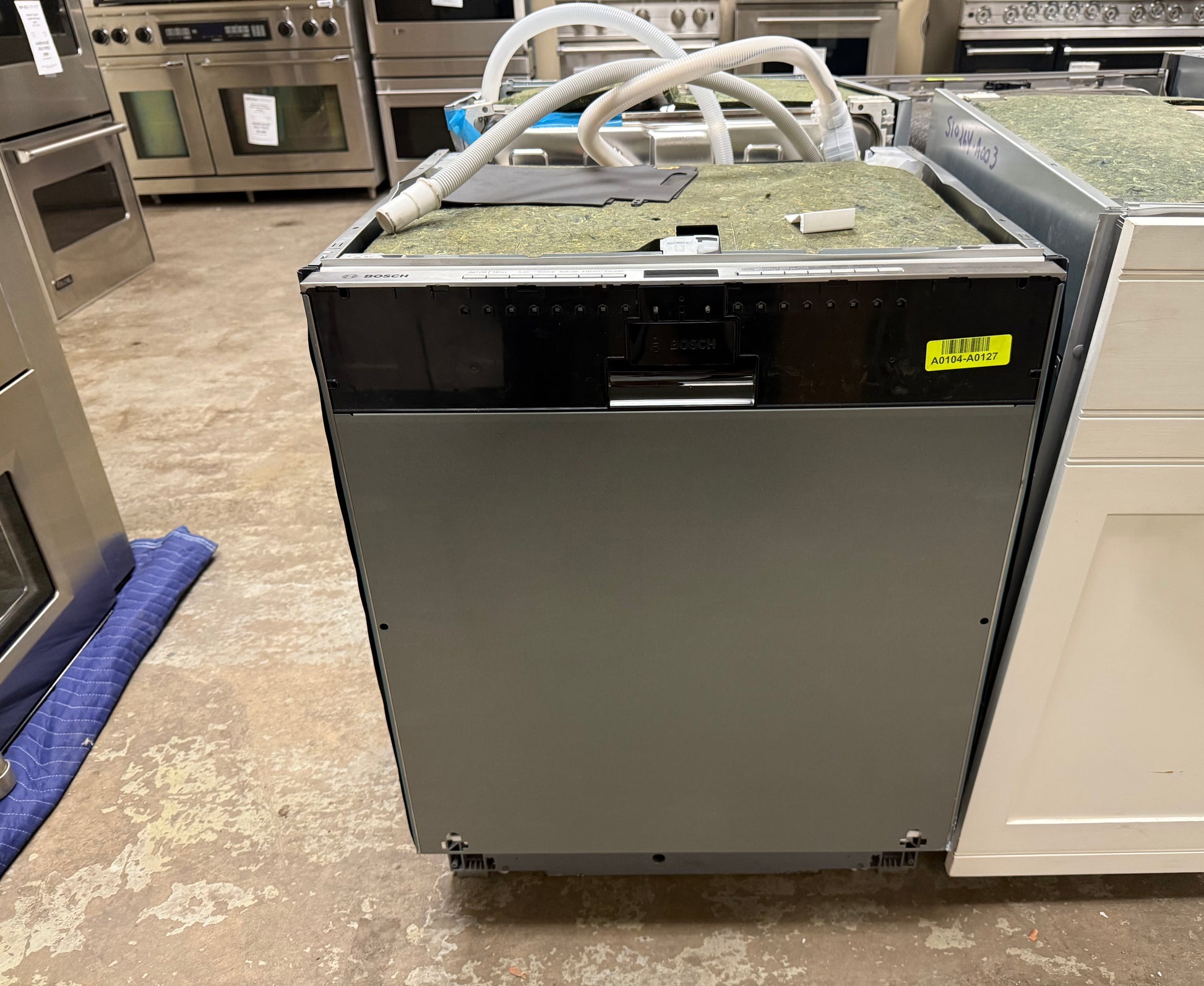 Bosch 800 Series SGV78B53UC 24" Panel Ready Smart Dishwasher