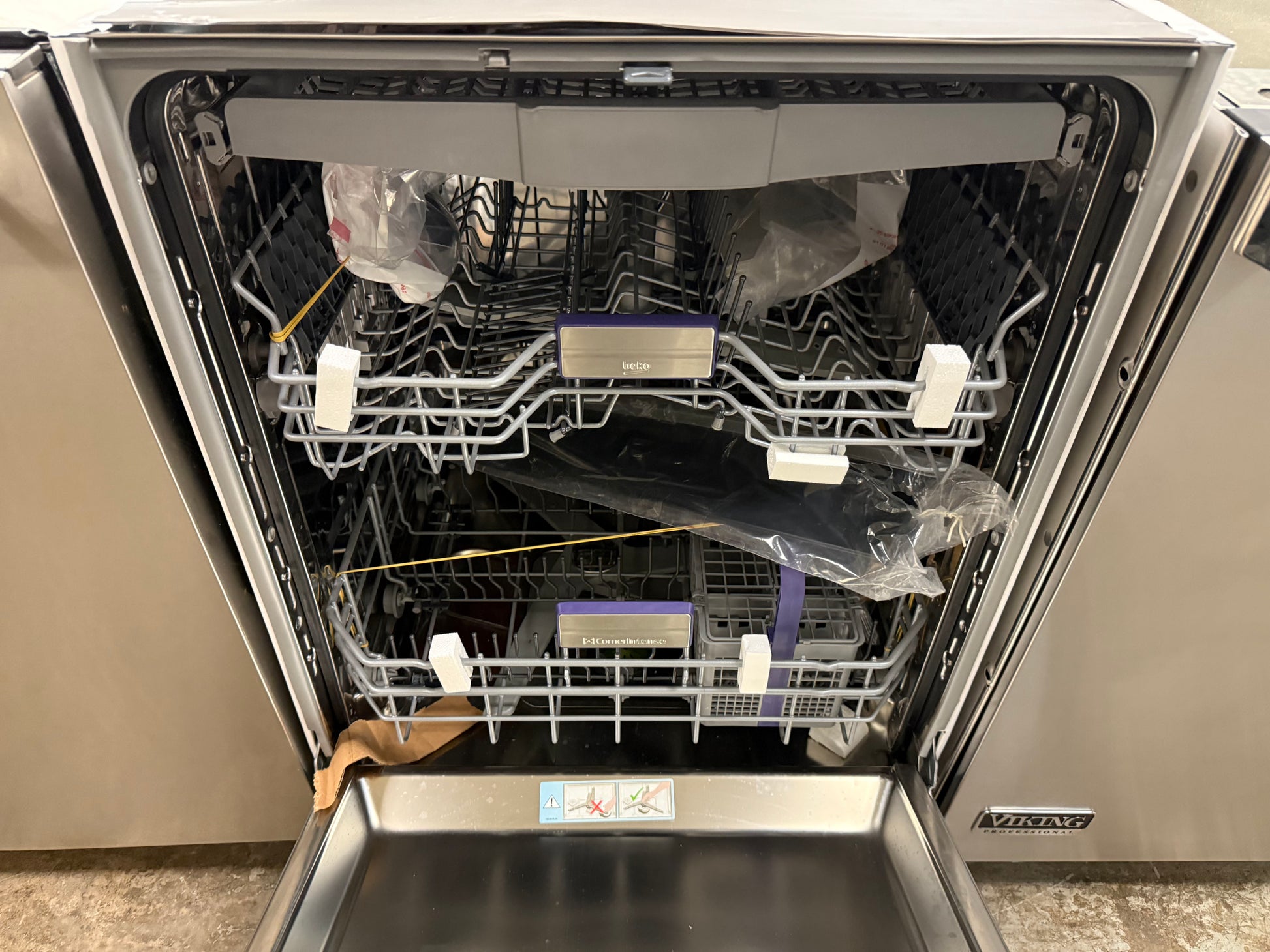 Beko DIT39434 24" Panel Ready Dishwasher