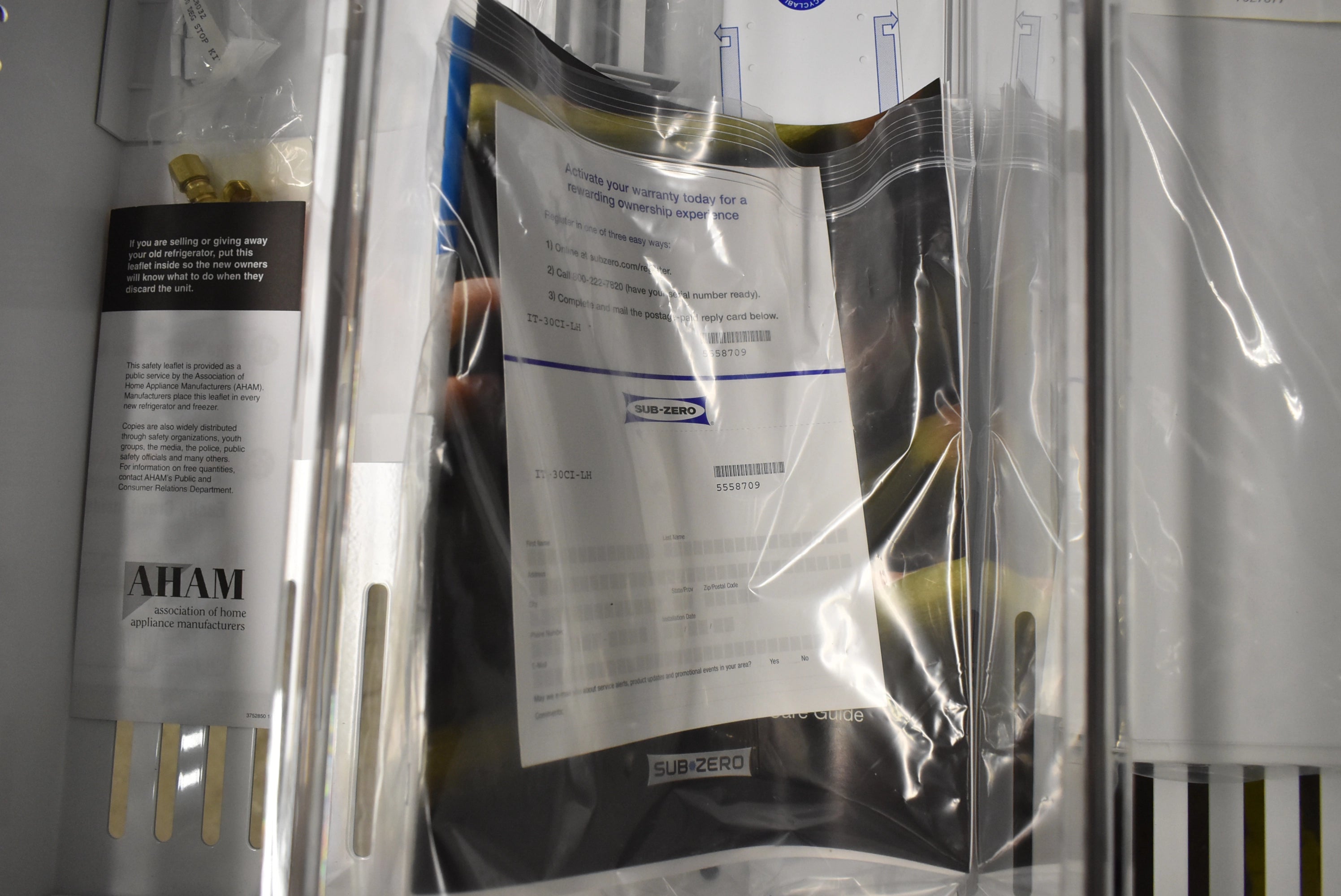 Sub-Zero IT-30CI 30" Panel Ready Bottom Freezer Smart Refrigerator