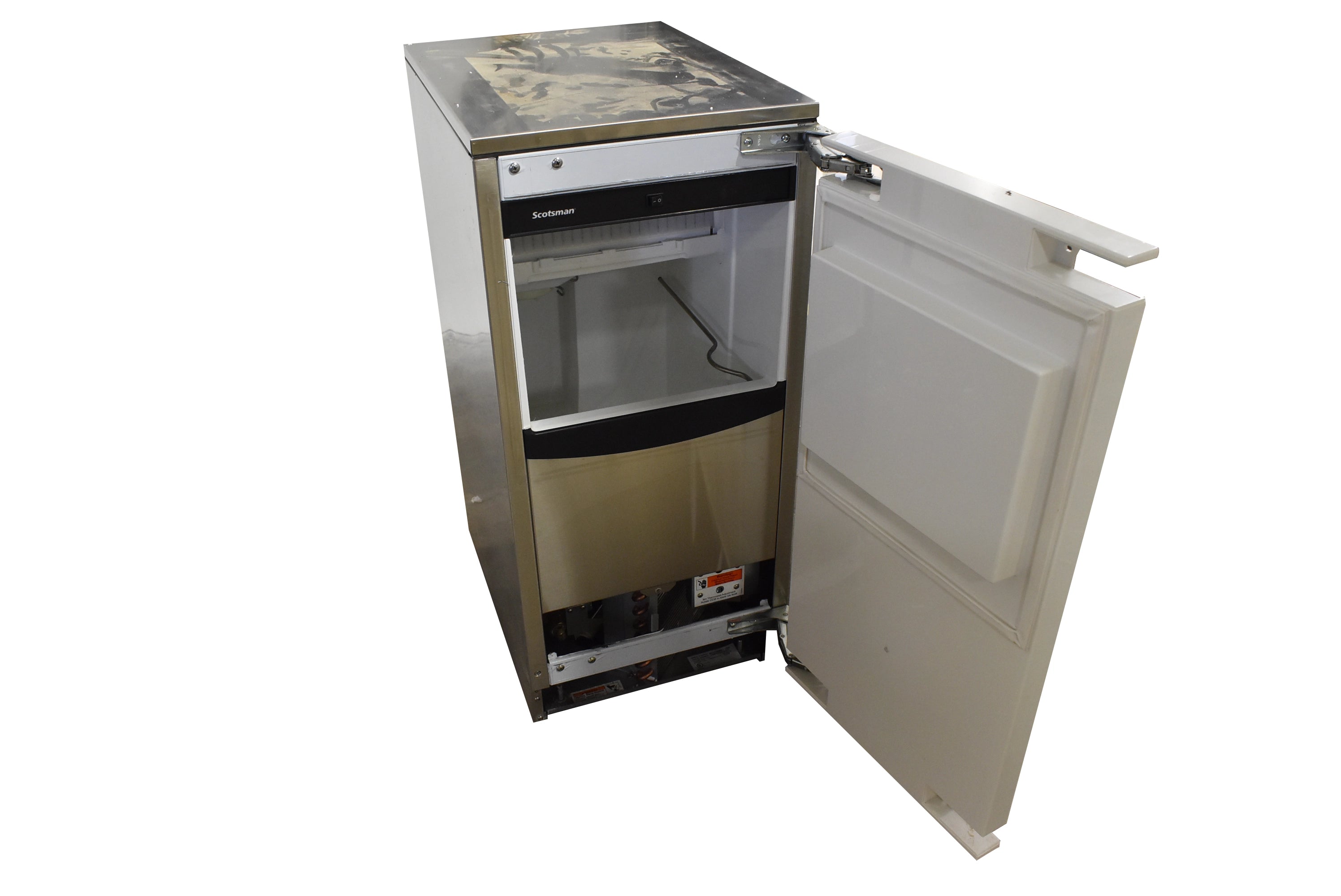 Scotsman SCCG30MA-1SU 15" Panel Ready Ice Maker