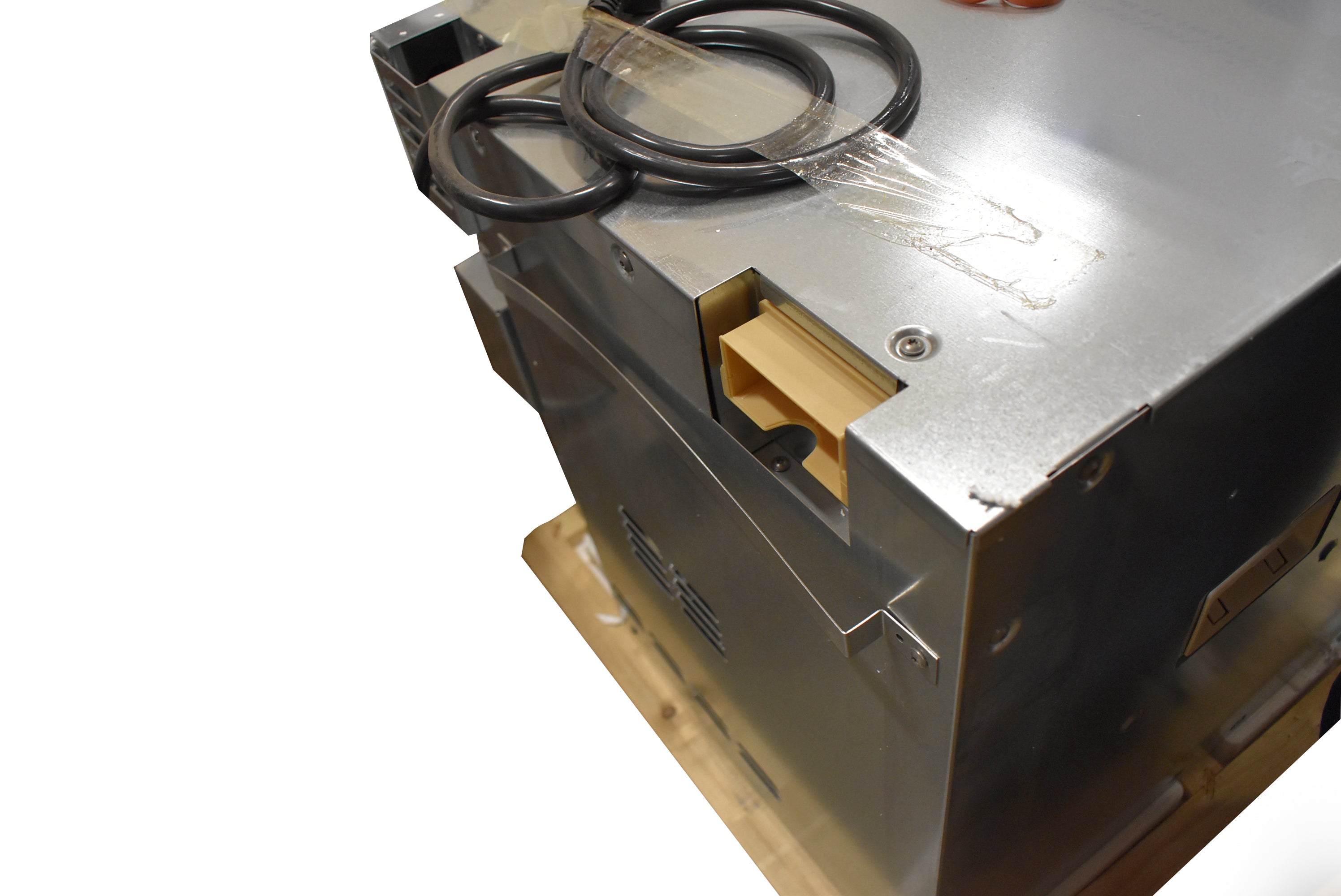 Miele DGC6865XXLBRWS 24" White Plumbed Steam Oven