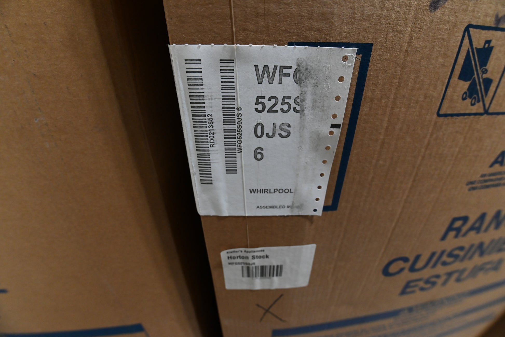 Whirlpool WFG525S0J6 30" Stainless Steel Freestanding Gas Range