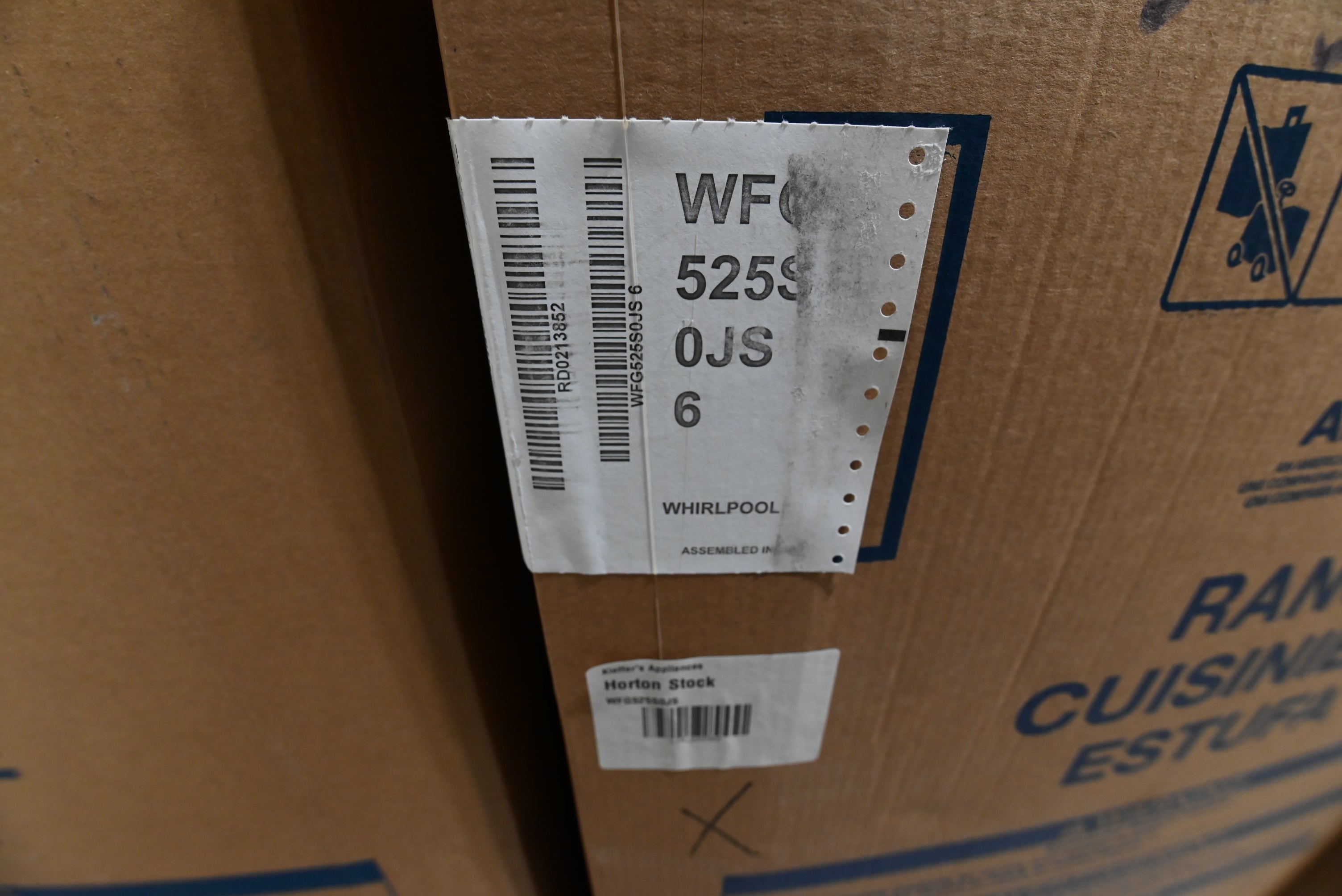 Whirlpool WFG525S0J6 30" Stainless Steel Freestanding Gas Range