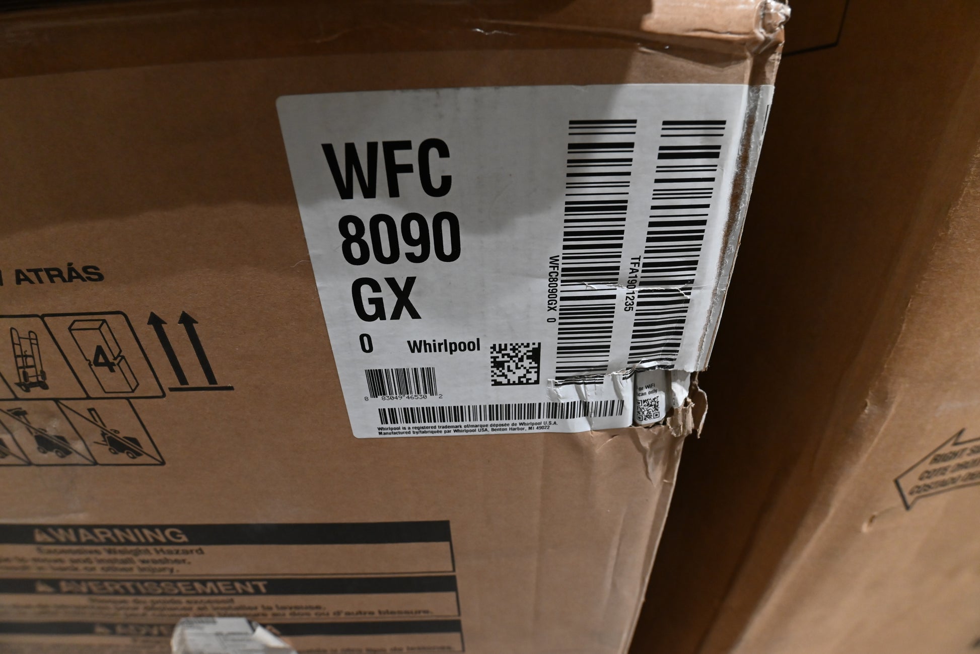 Whirpool WFC8090GX 24" Cashmere Front load Washer/Dryer Combo