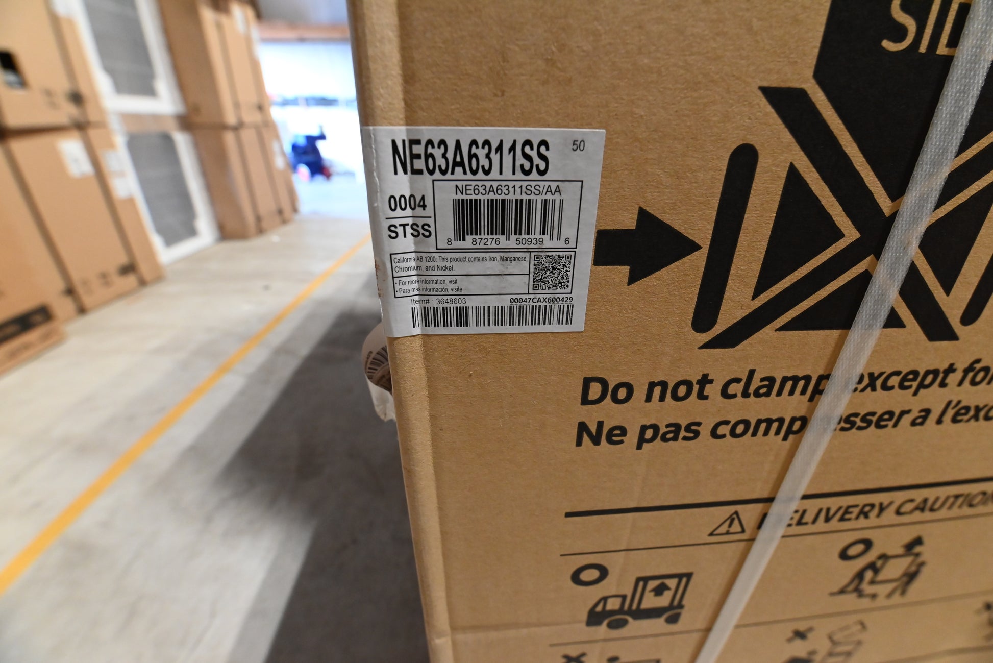 Samsung NE63A6311SS 30" Stainless Steel Freestanding Electric Smart Range