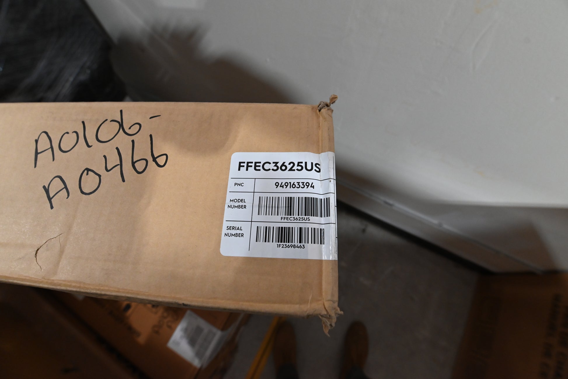 Frigidaire FFEC3625US 36" Black Electric Cooktop