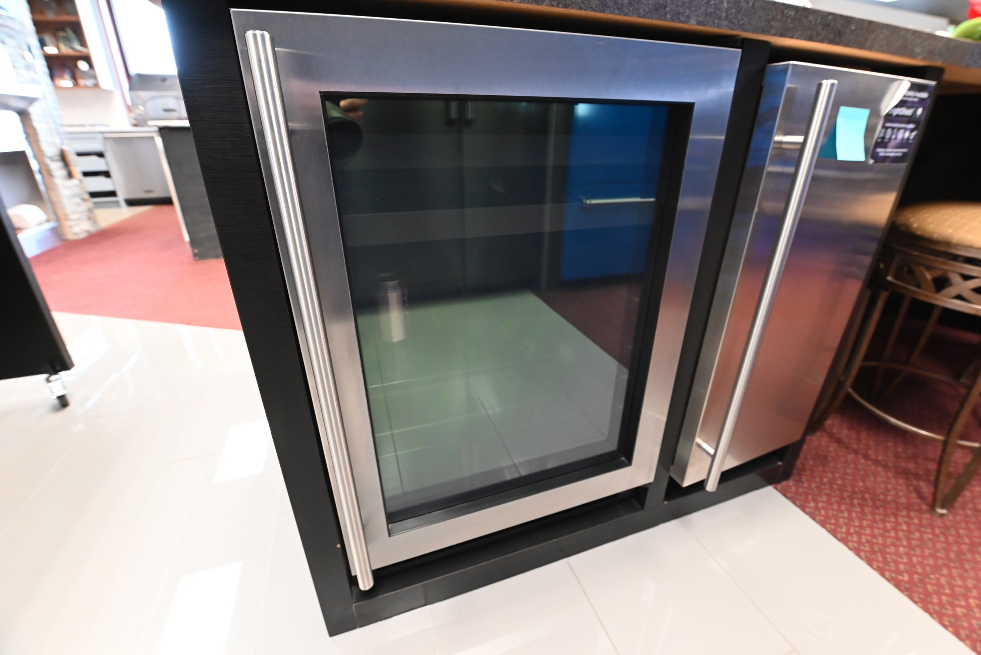 U-Line U1224BEVS-00B 24" Stainless Steel Beverage Center