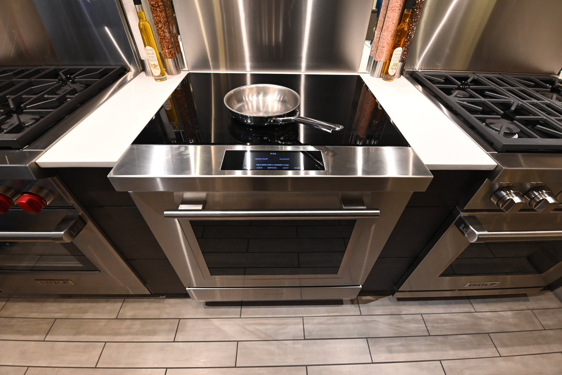 Wolf IR30450/S/T 30" Stainless Steel Induction Range