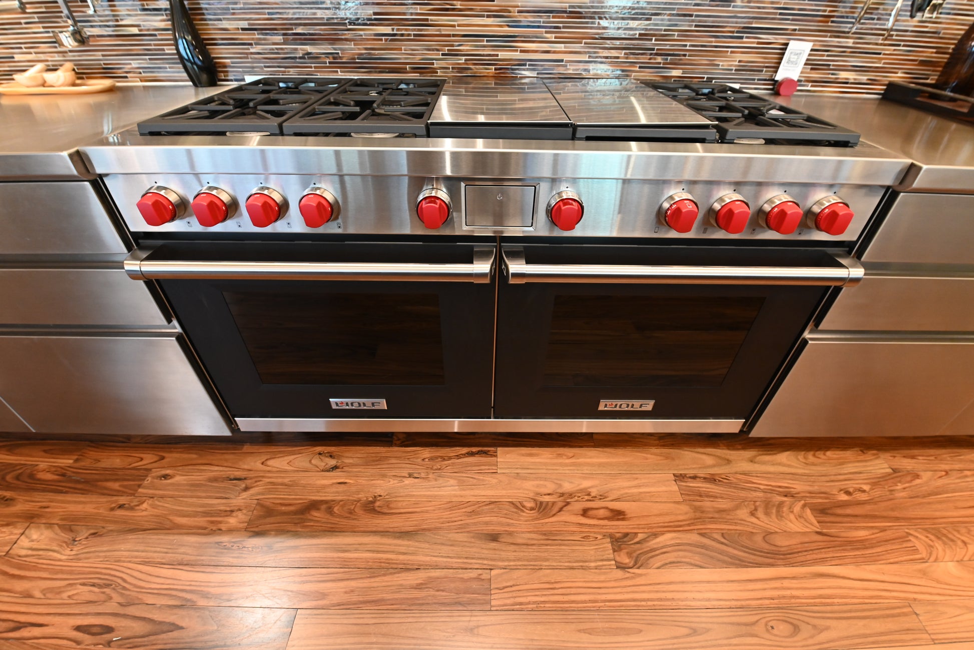 Wolf Certified DF60650CG/BK/P 60" Stainless Steel & Black Dual Fuel Range